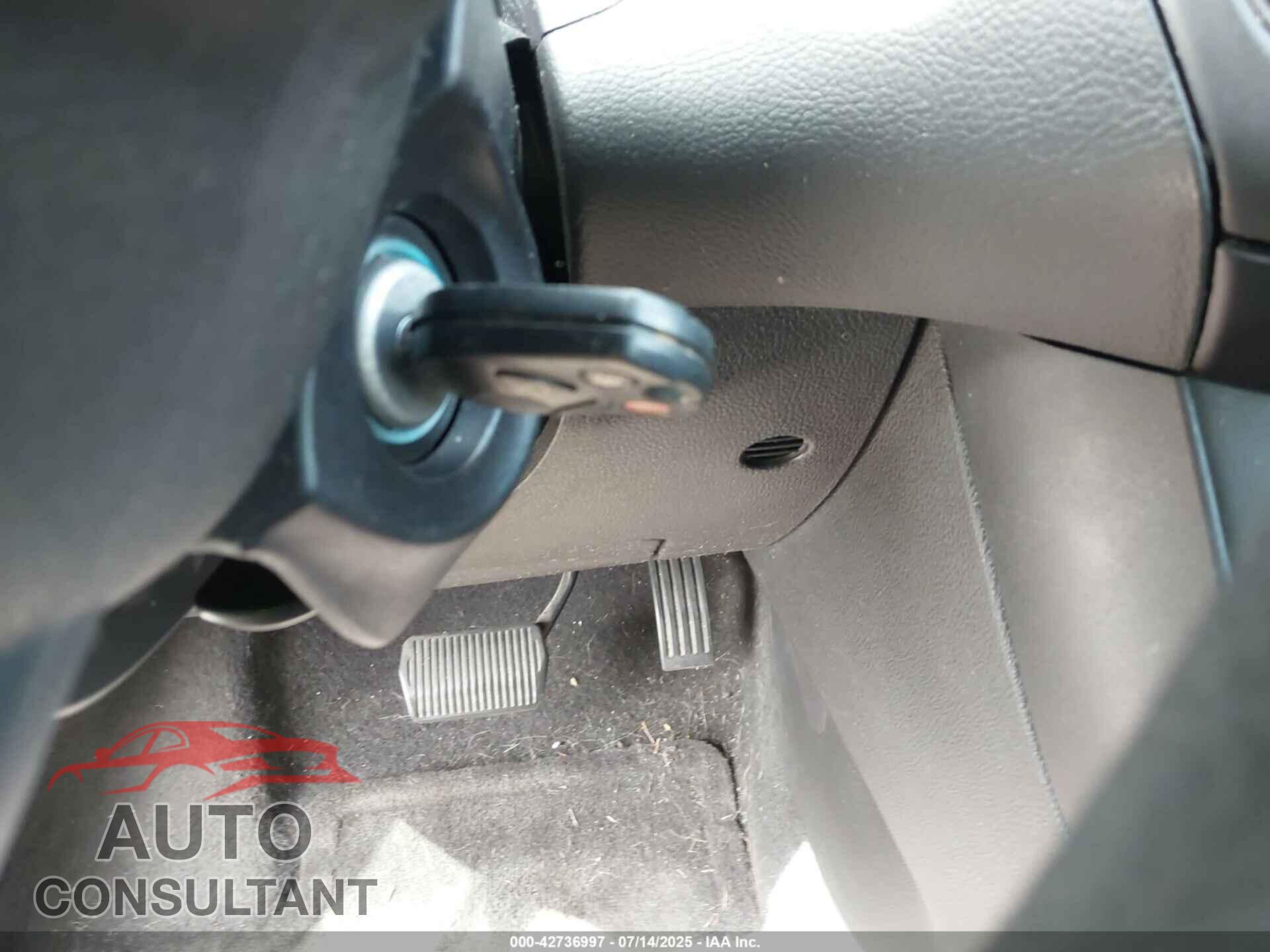 FORD FOCUS 2017 - 1FADP3K23HL248563