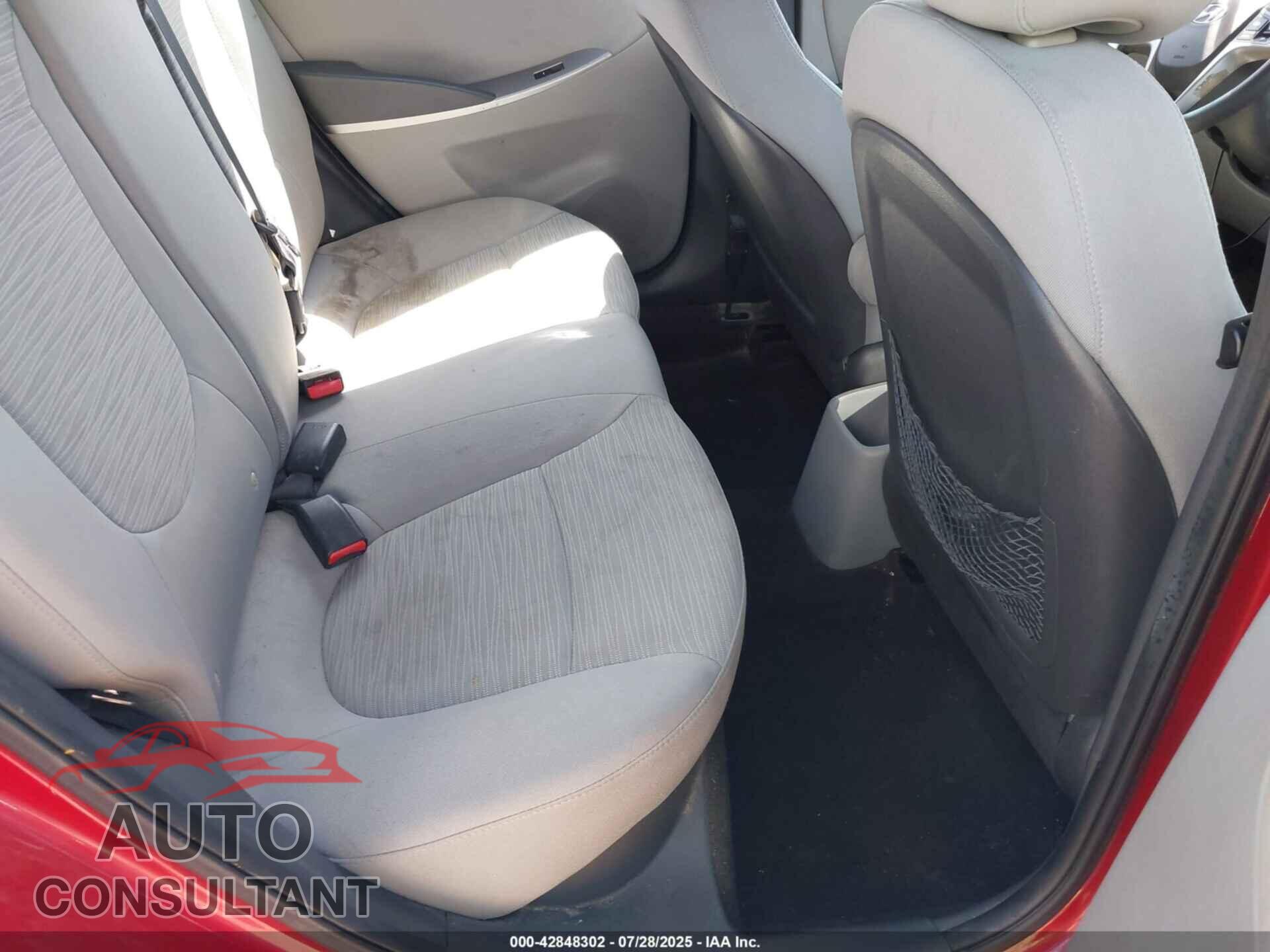 HYUNDAI ACCENT 2016 - KMHCT5AE0GU252132