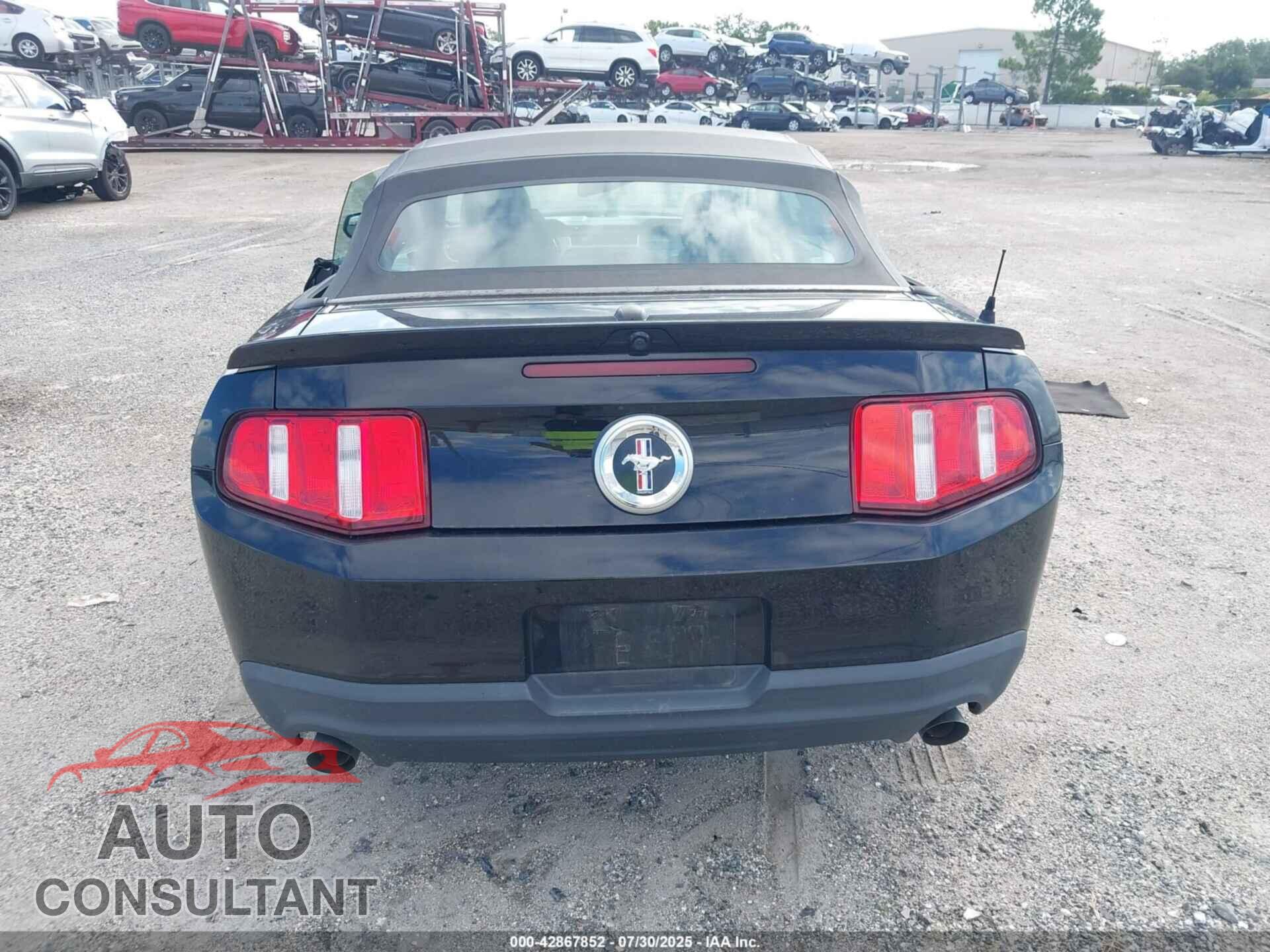 FORD MUSTANG 2011 - 1ZVBP8EM1B5100741