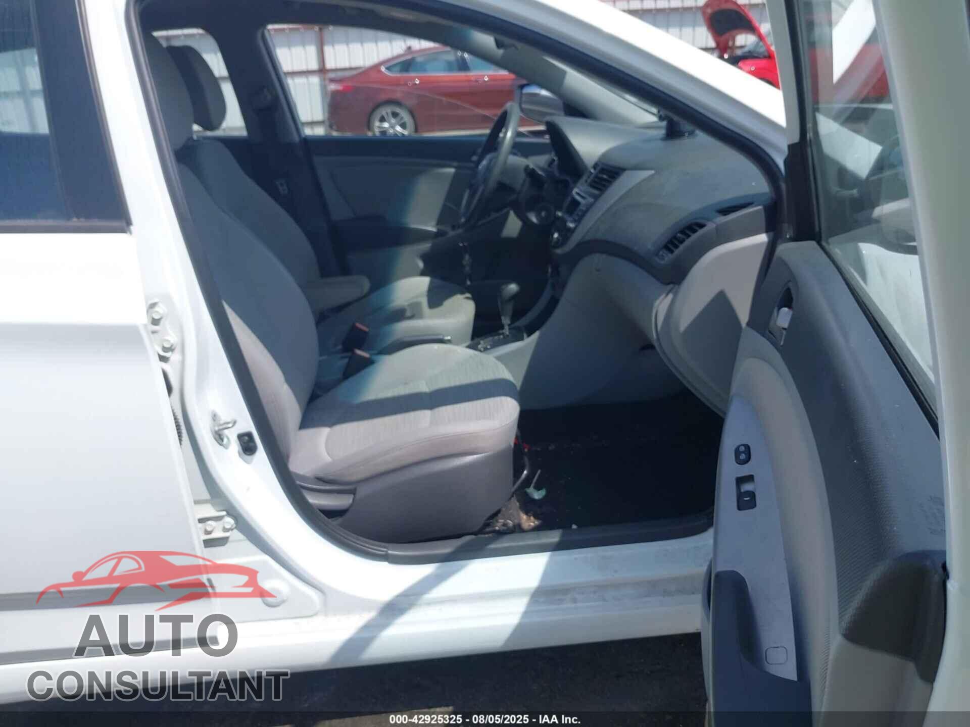 HYUNDAI ACCENT 2016 - KMHCT5AE0GU242412