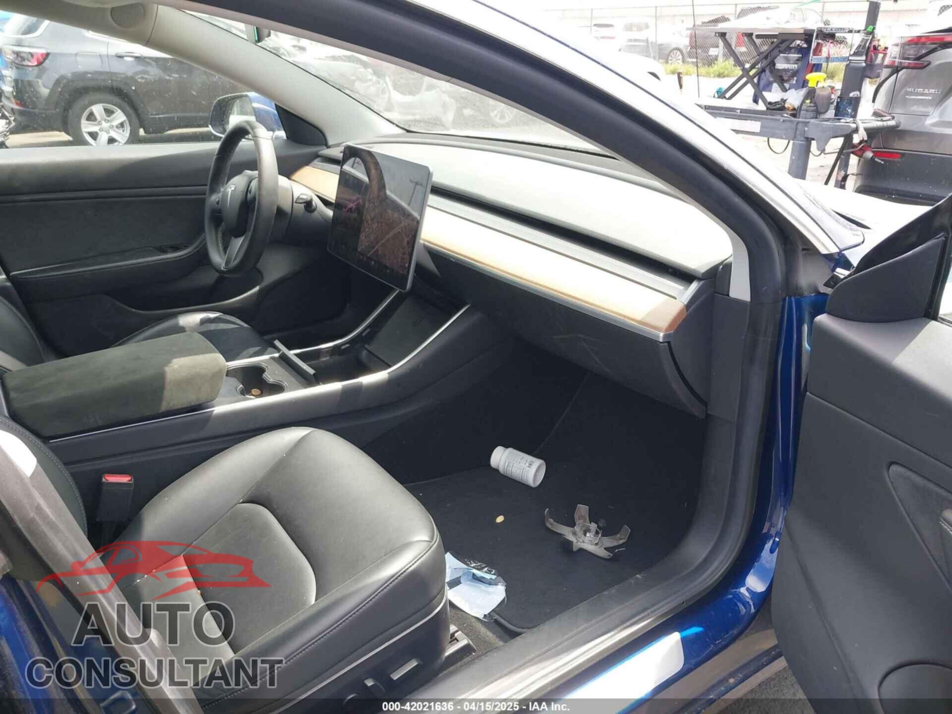 TESLA MODEL 3 2019 - 5YJ3E1EB3KF437073
