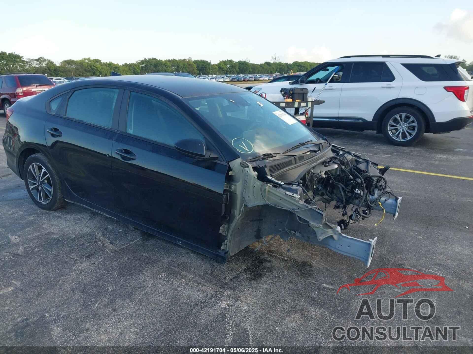 KIA FORTE 2023 - 3KPF24AD0PE663485