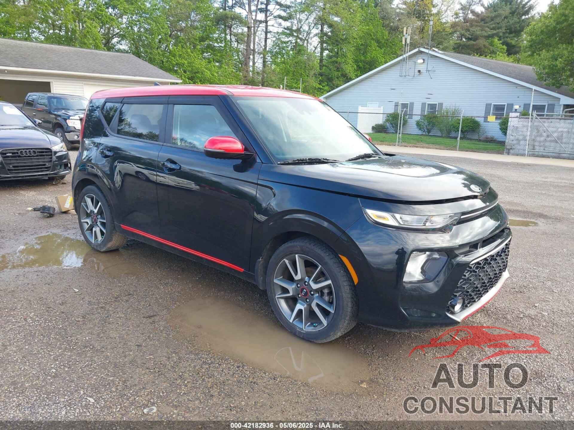 KIA SOUL 2020 - KNDJ63AU2L7121730