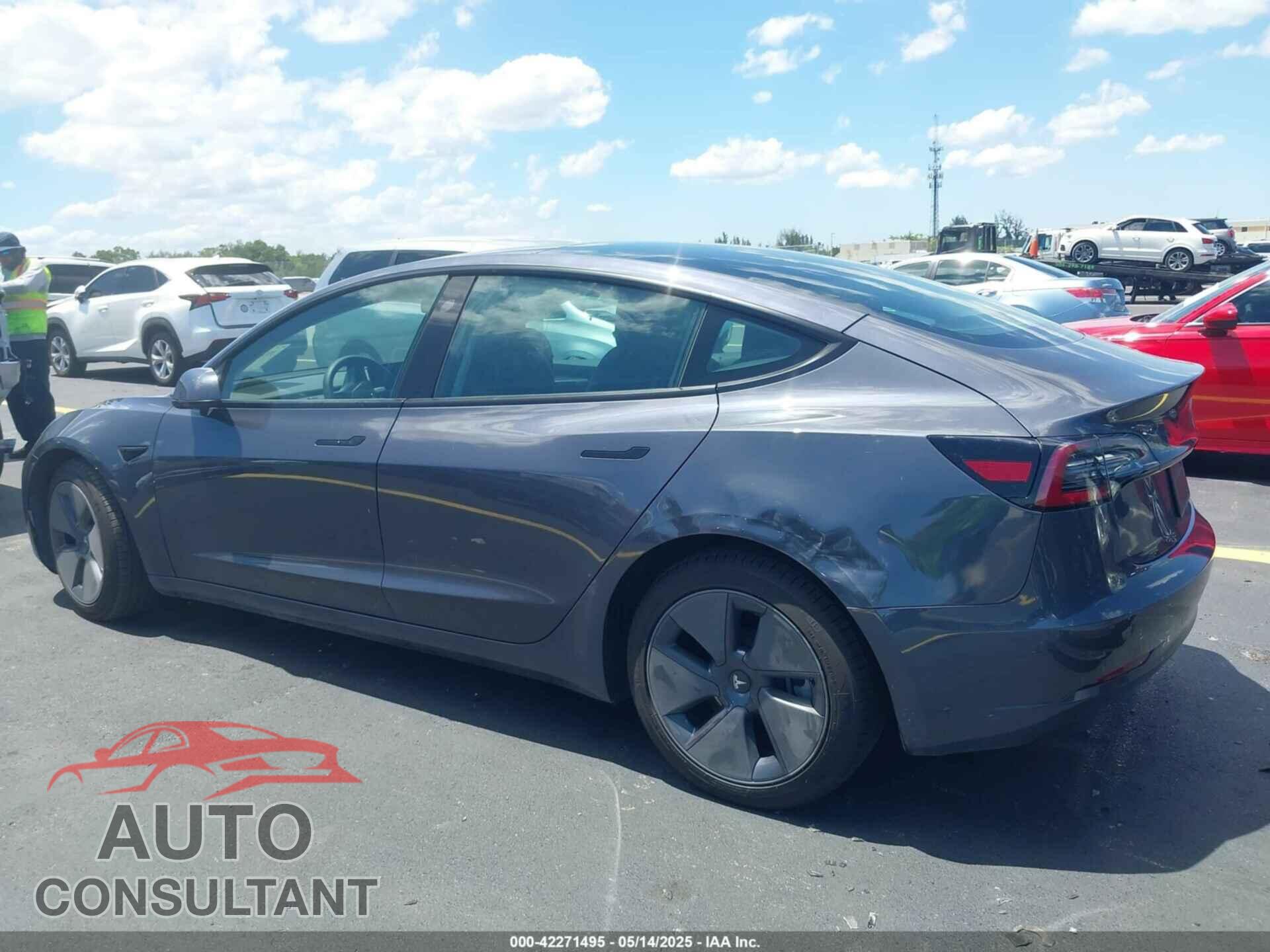 TESLA MODEL 3 2023 - 5YJ3E1EA4PF461624