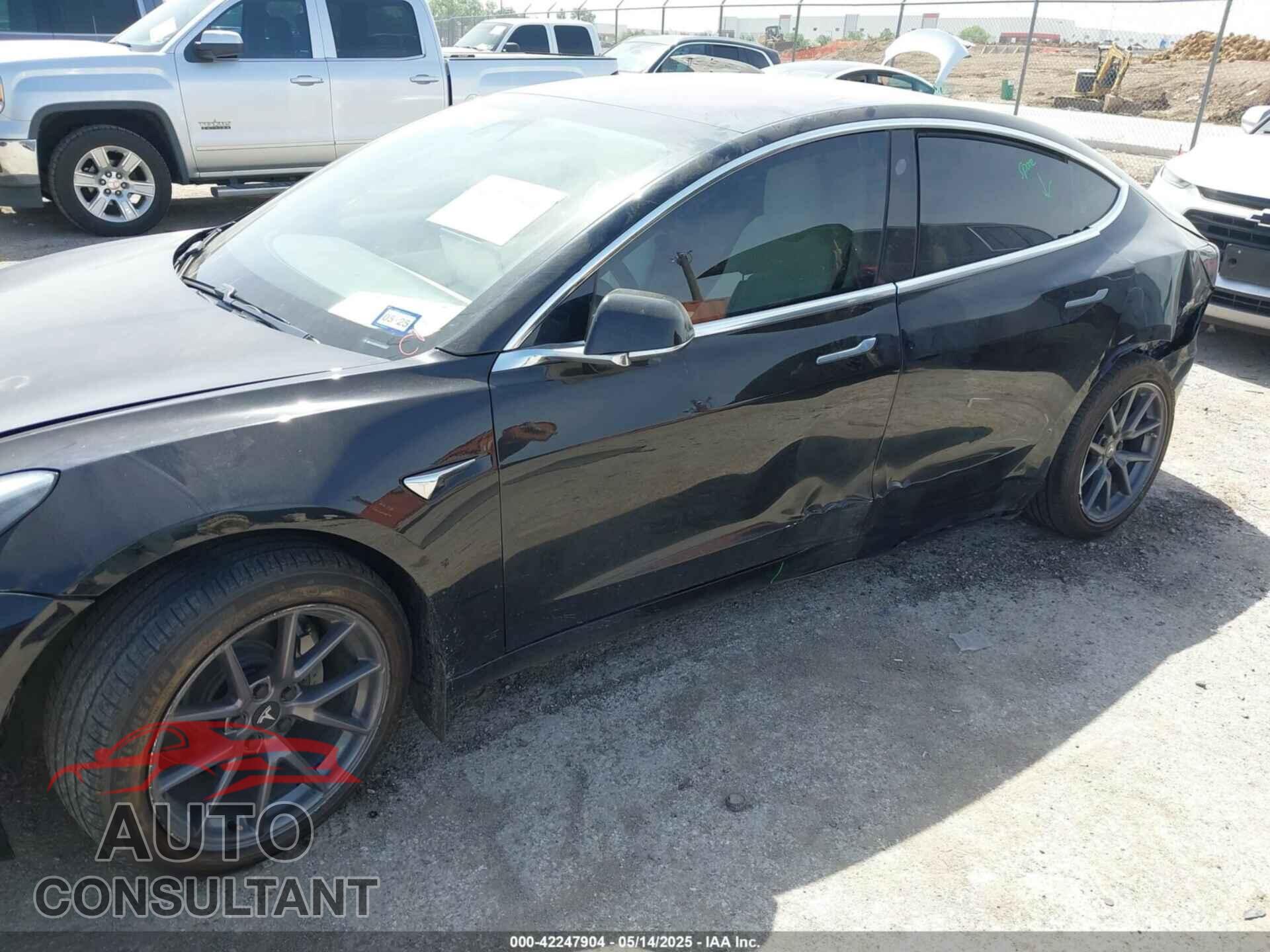 TESLA MODEL 3 2019 - 5YJ3E1EAXKF312000