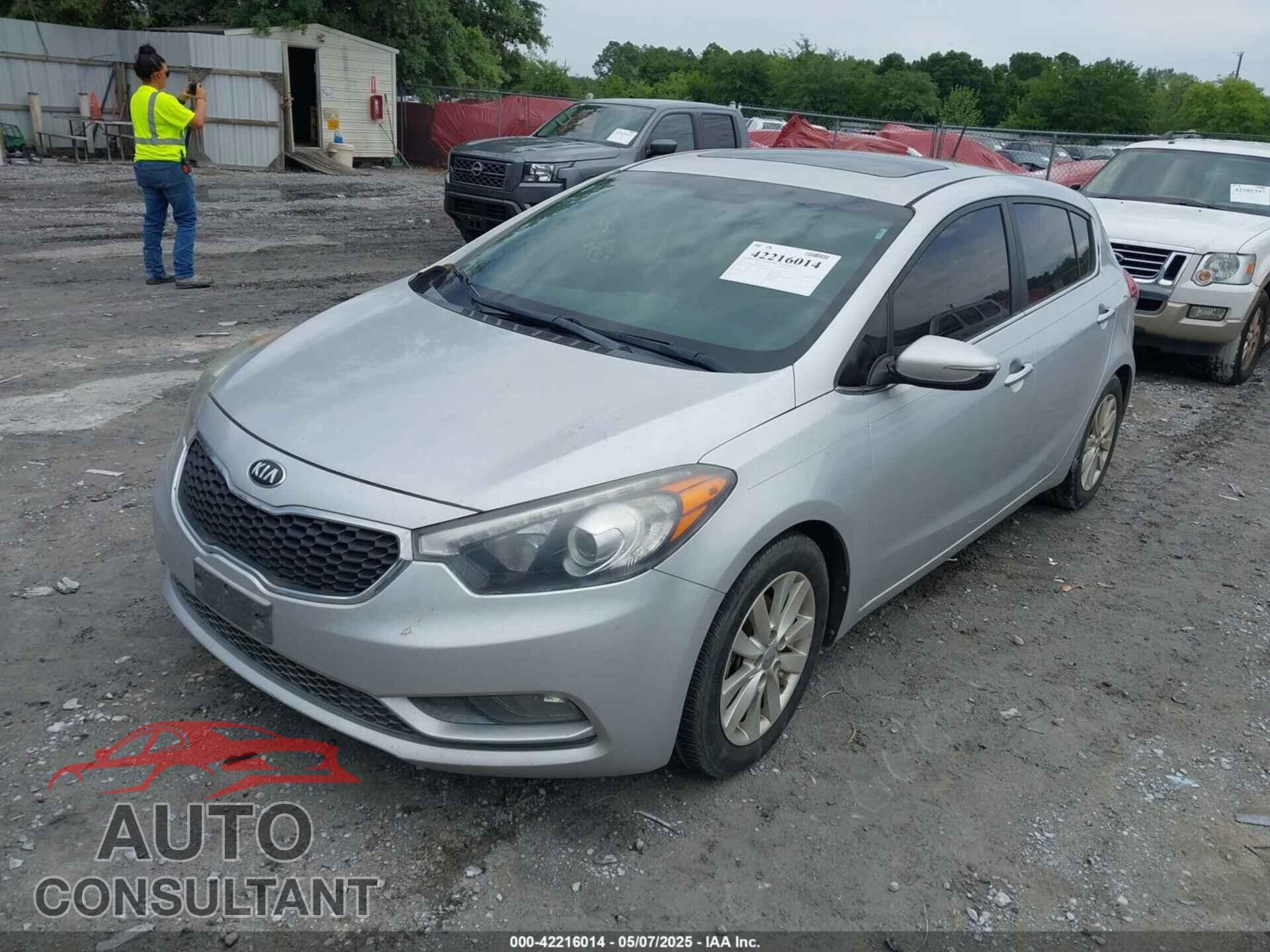 KIA FORTE 2015 - KNAFX5A89F5335788
