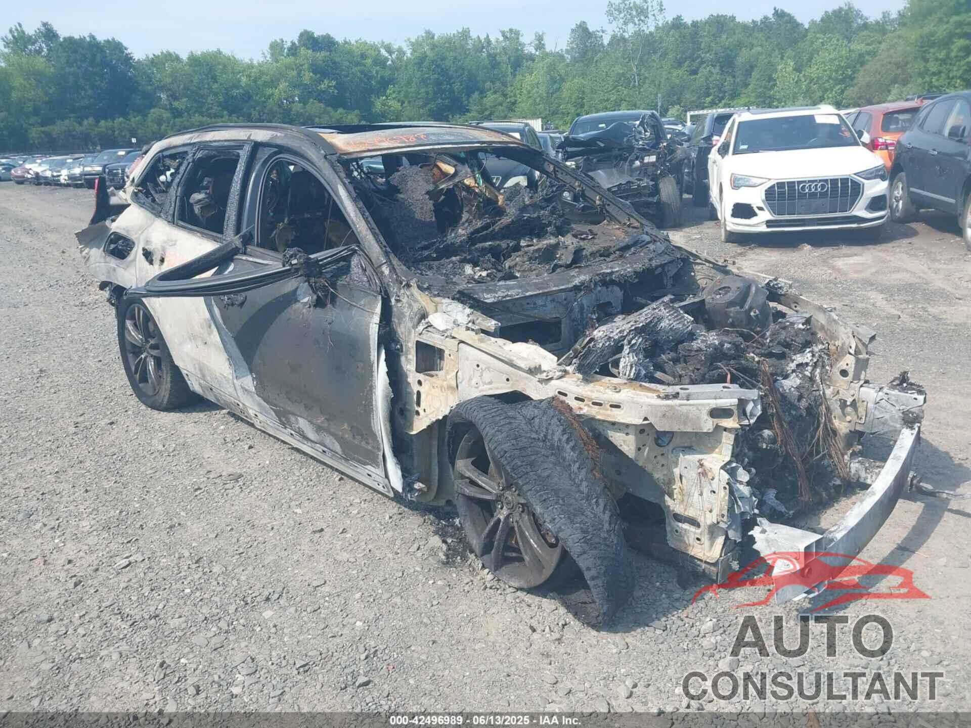 VOLVO XC60 2018 - LYVA22RK2JB113919