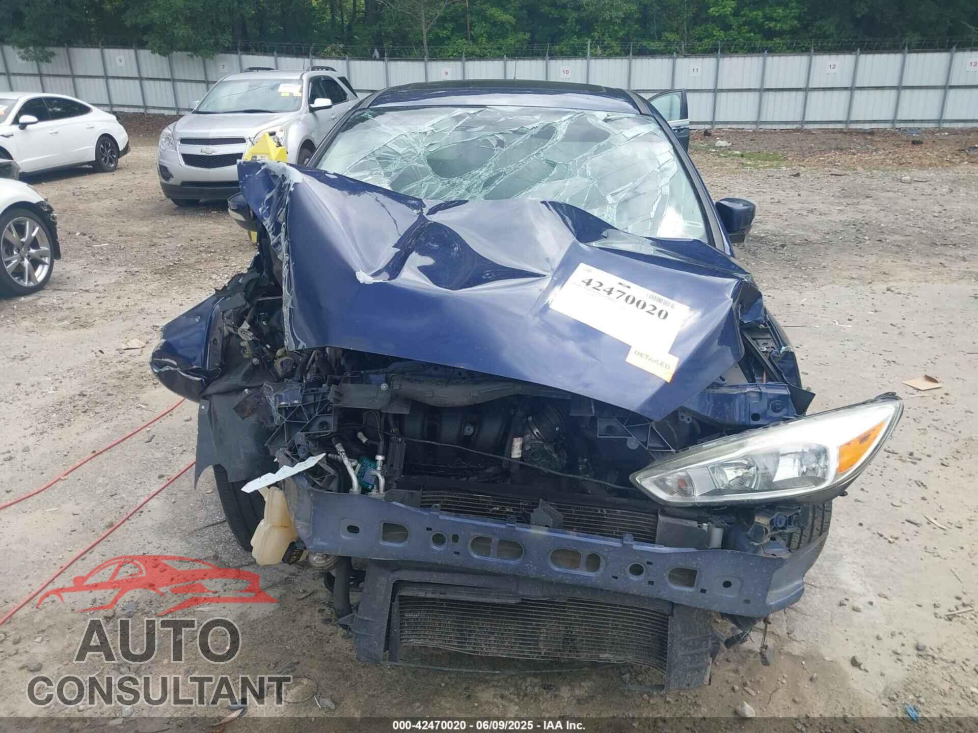 FORD FOCUS 2017 - 1FADP3J28HL257244