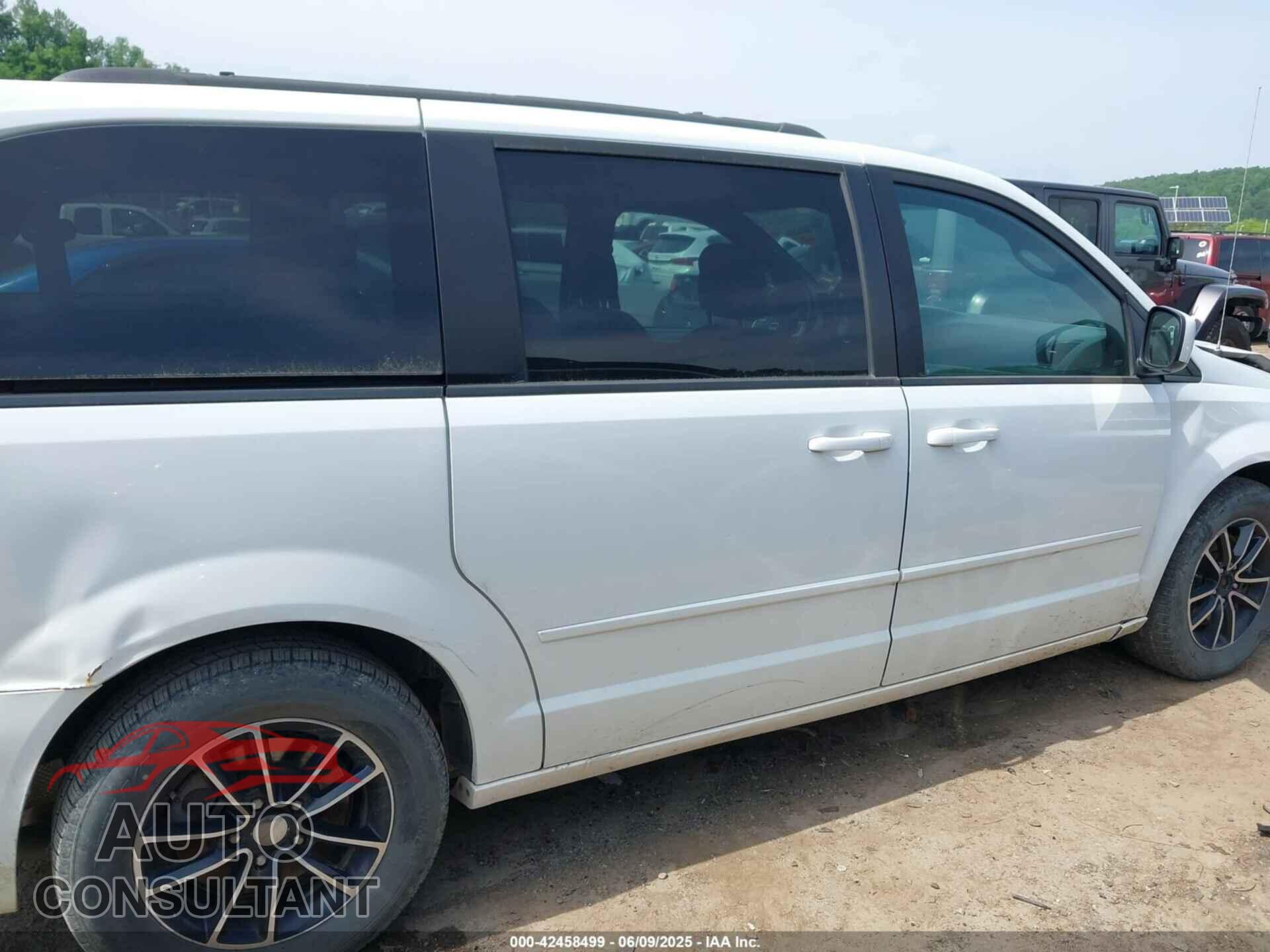 DODGE GRAND CARAVAN 2017 - 2C4RDGEG5HR697256