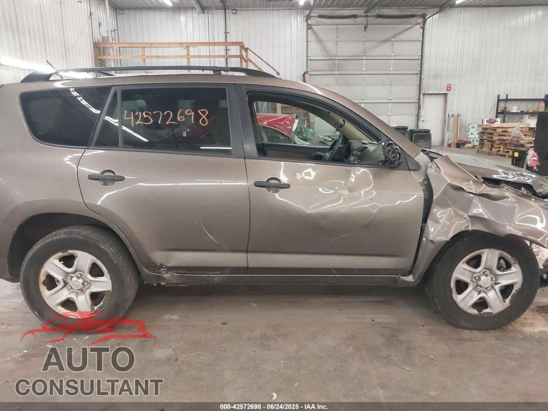 TOYOTA RAV4 2011 - 2T3BF4DV0BW094464