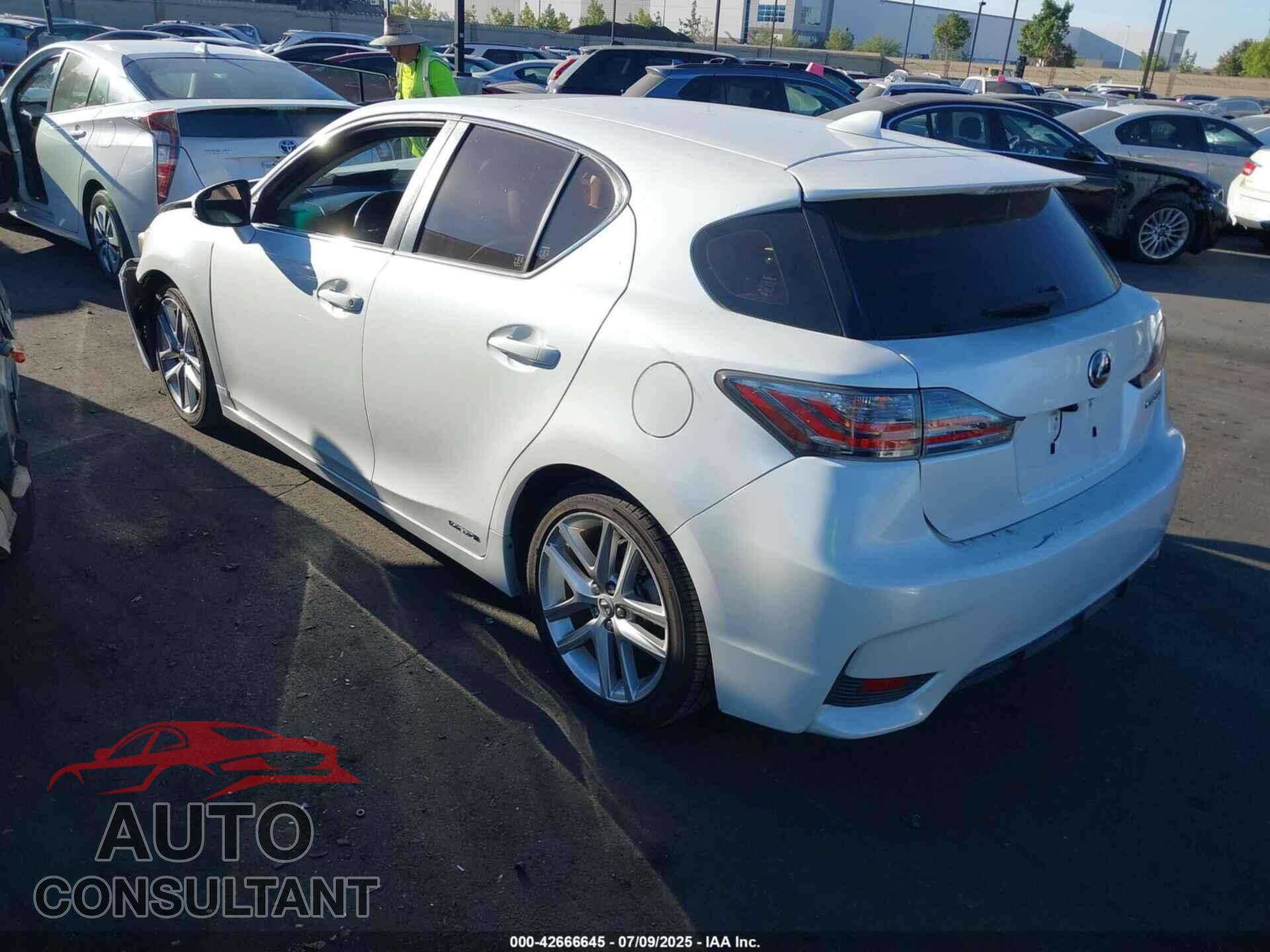 LEXUS CT 200H 2015 - JTHKD5BH2F2234164