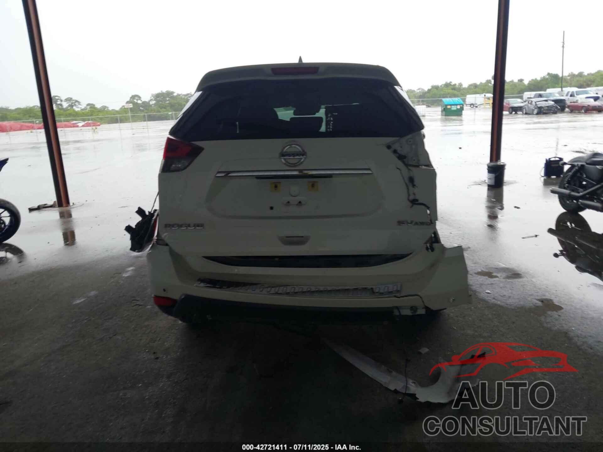 NISSAN ROGUE 2020 - KNMAT2MV1LP530437