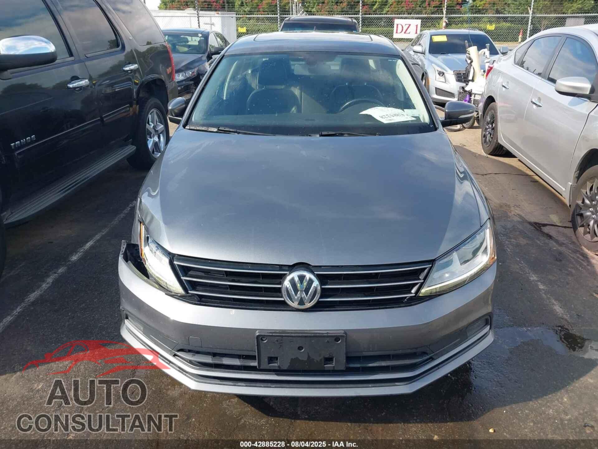 VOLKSWAGEN JETTA 2017 - 3VWL17AJ9HM391486