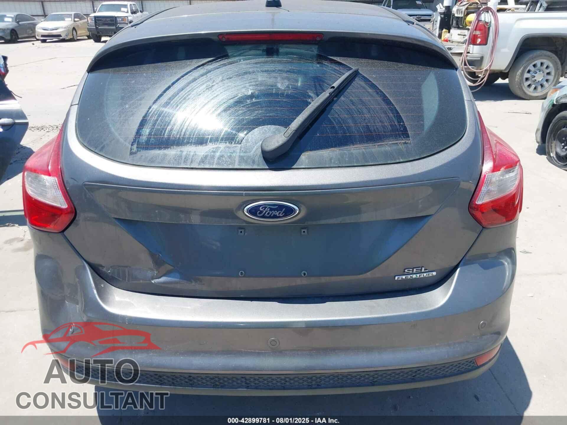 FORD FOCUS 2012 - 1FAHP3M28CL434977