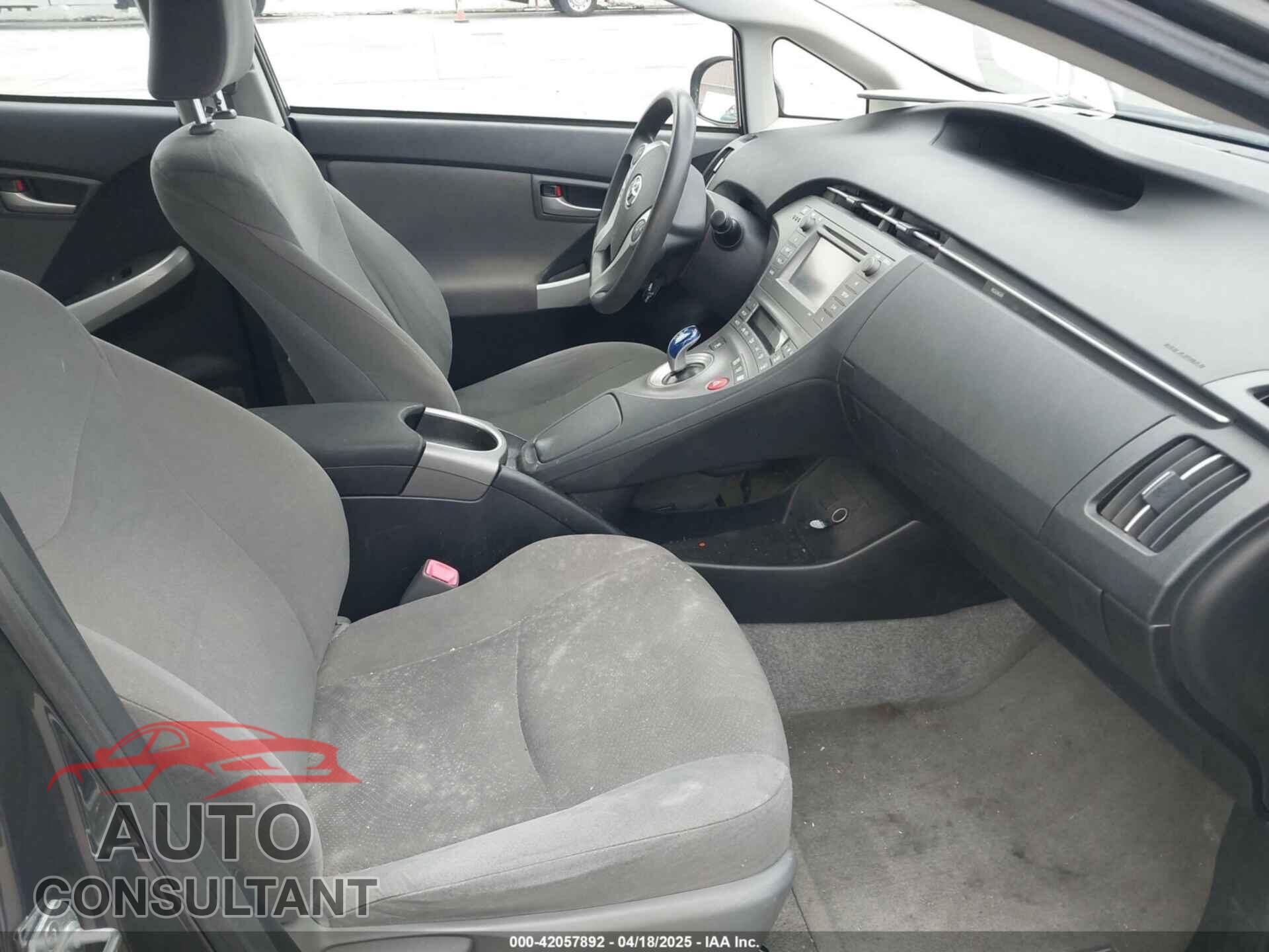 TOYOTA PRIUS 2013 - JTDKN3DU6D5599875