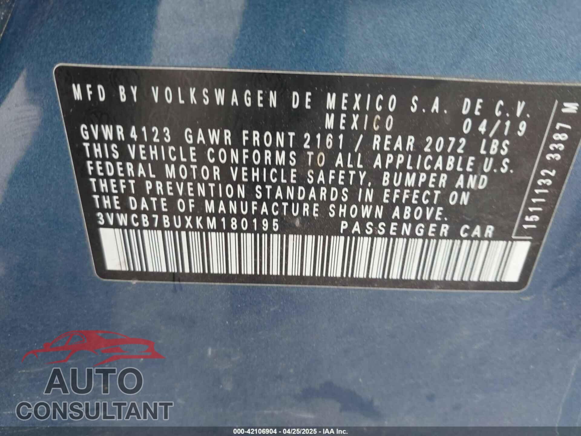 VOLKSWAGEN JETTA 2019 - 3VWCB7BUXKM180195