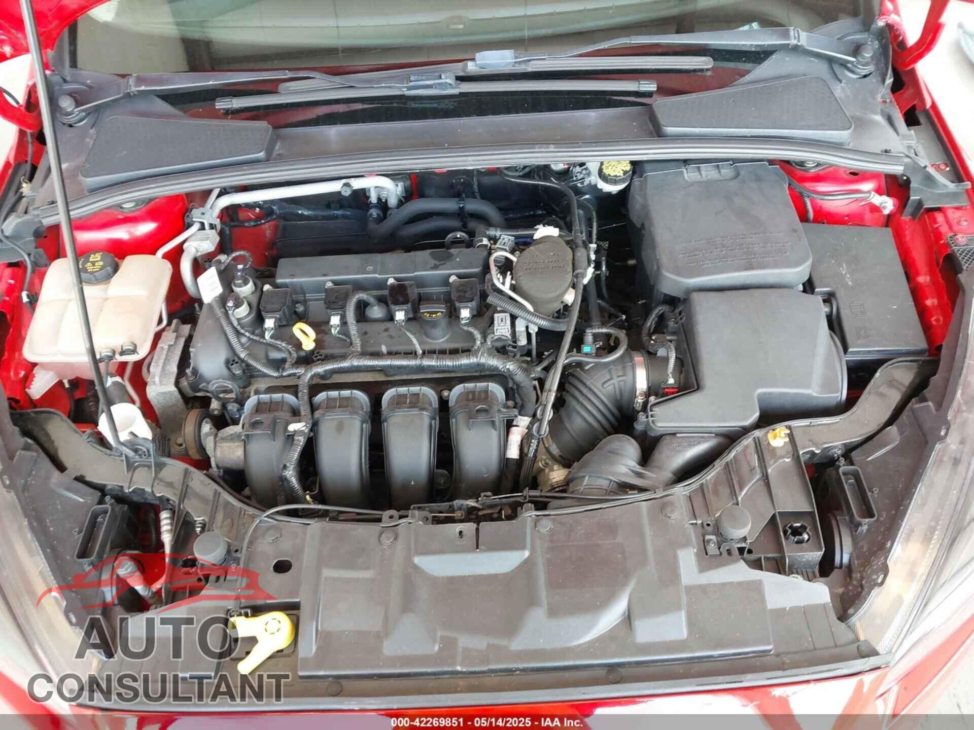 FORD FOCUS 2015 - 1FADP3F21FL295467