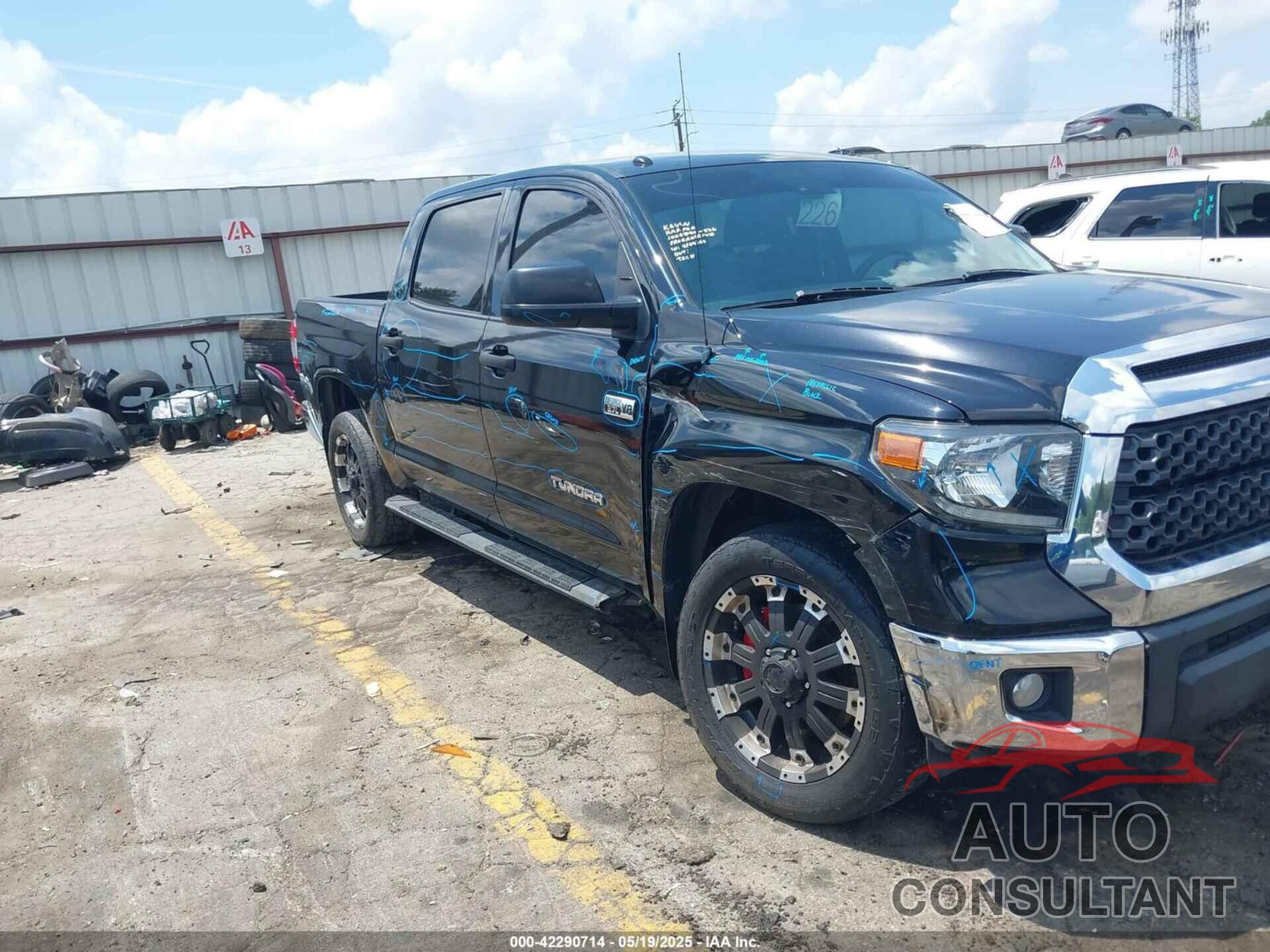 TOYOTA TUNDRA 2018 - 5TFEY5F1XJX232478