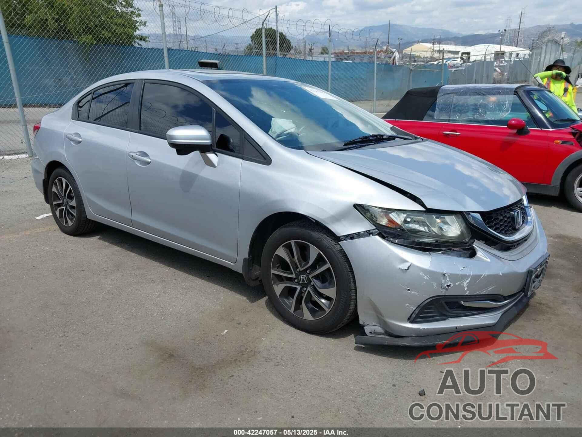 HONDA CIVIC 2015 - 2HGFB2F80FH544498