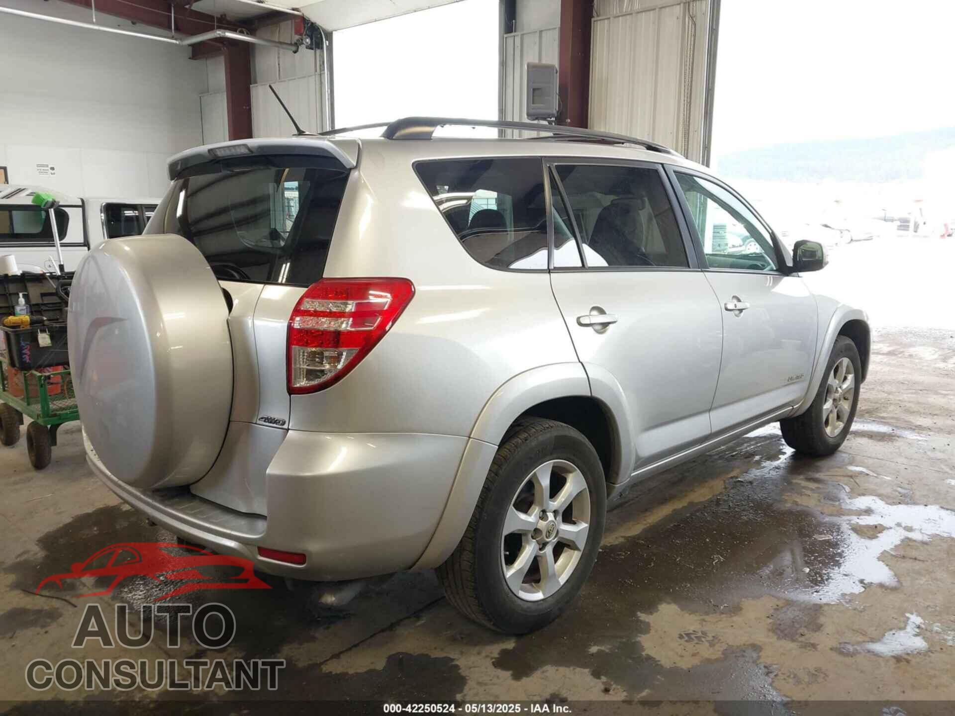 TOYOTA RAV4 2011 - 2T3DK4DV1BW046508