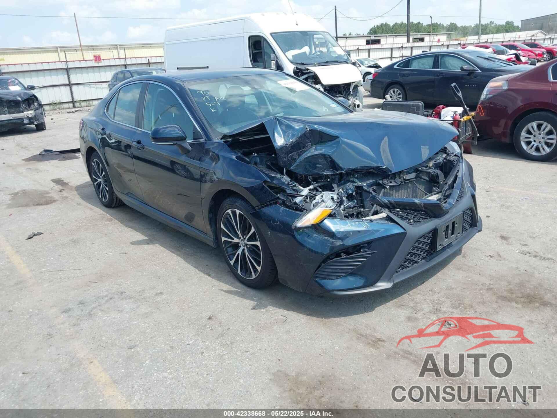 TOYOTA CAMRY 2020 - 4T1M11AK8LU913988