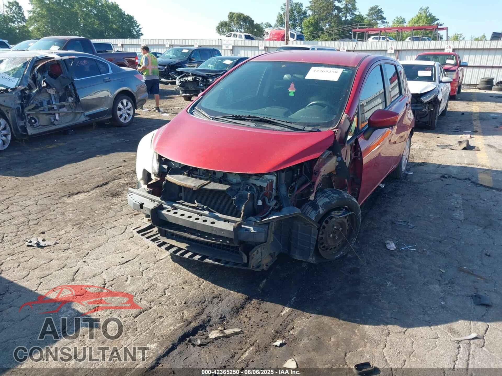 NISSAN VERSA NOTE 2015 - 3N1CE2CPXFL449137
