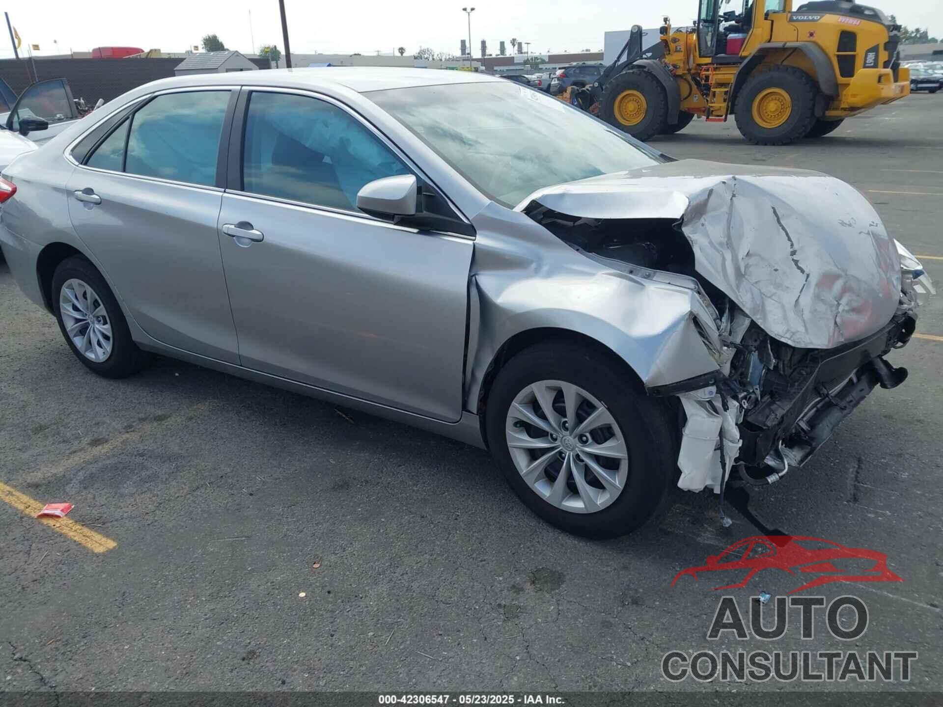 TOYOTA CAMRY 2016 - 4T4BF1FK2GR519027