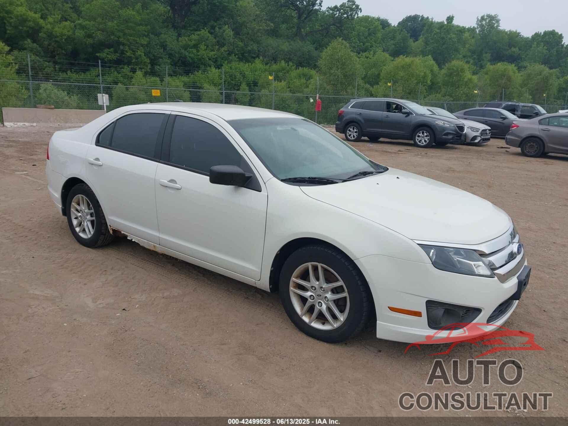 FORD FUSION 2011 - 3FAHP0GA3BR266151