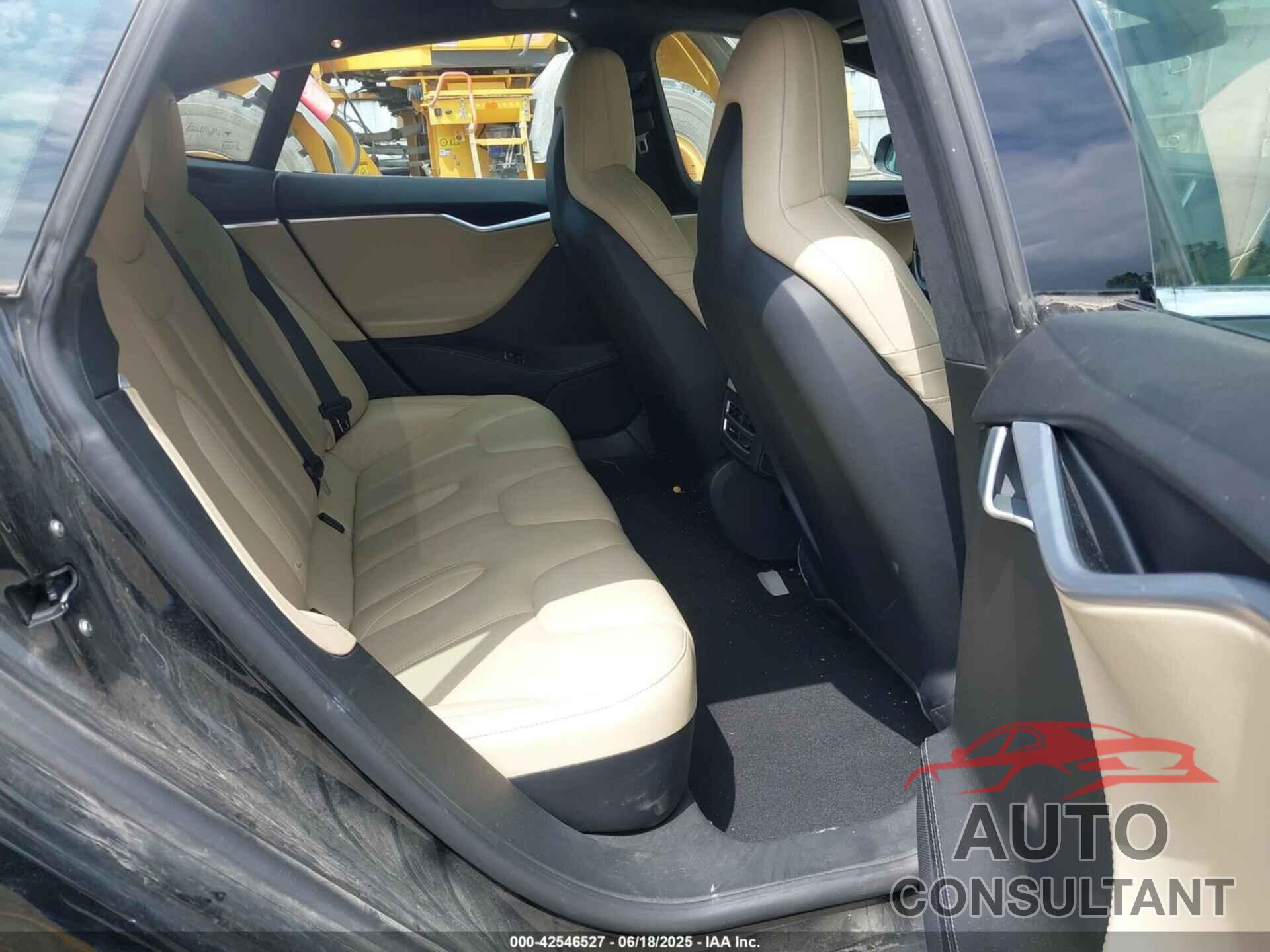 TESLA MODEL S 2016 - 5YJSA1E47GF136449