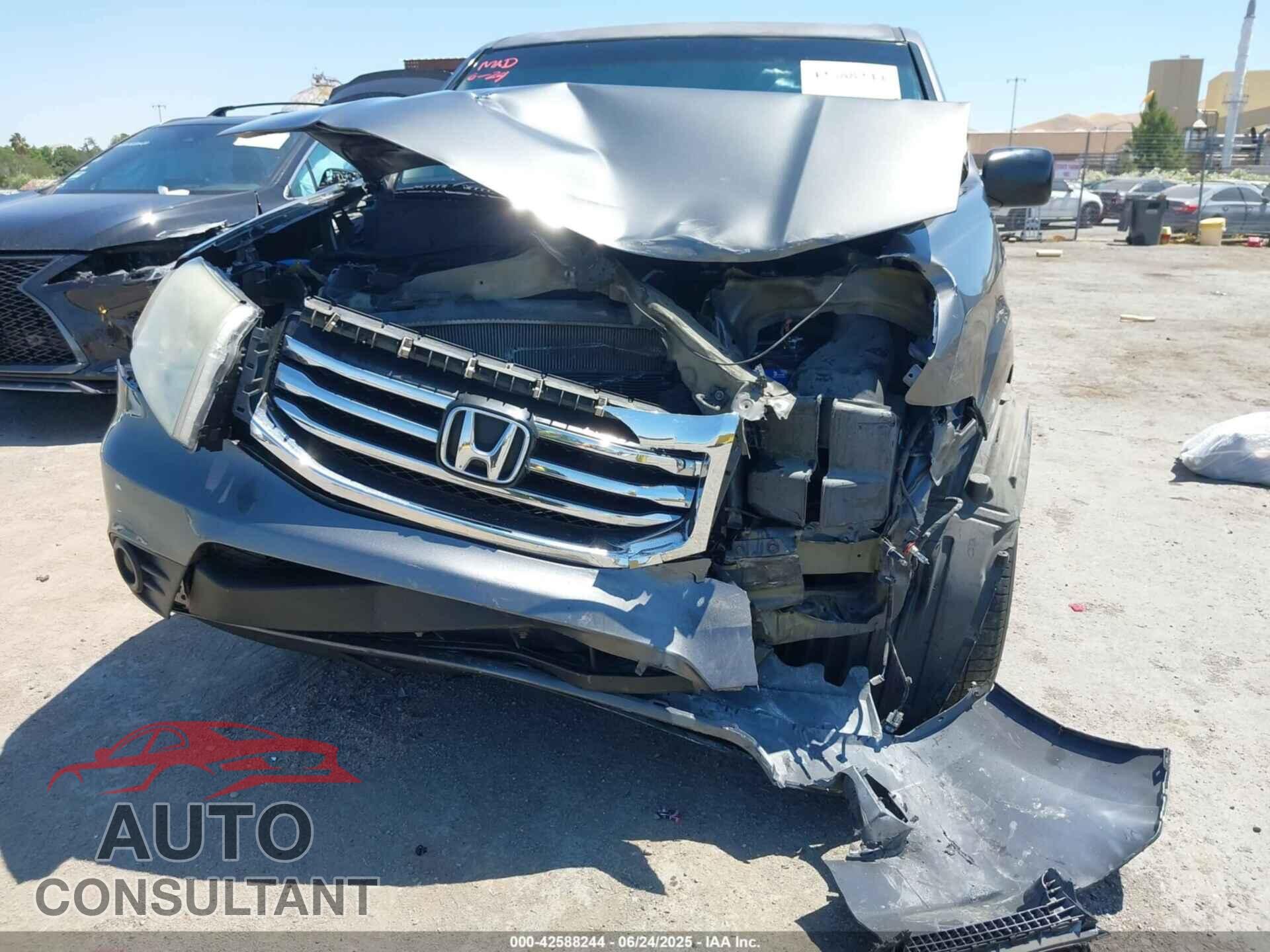 HONDA PILOT 2012 - 5FNYF3H20CB017282