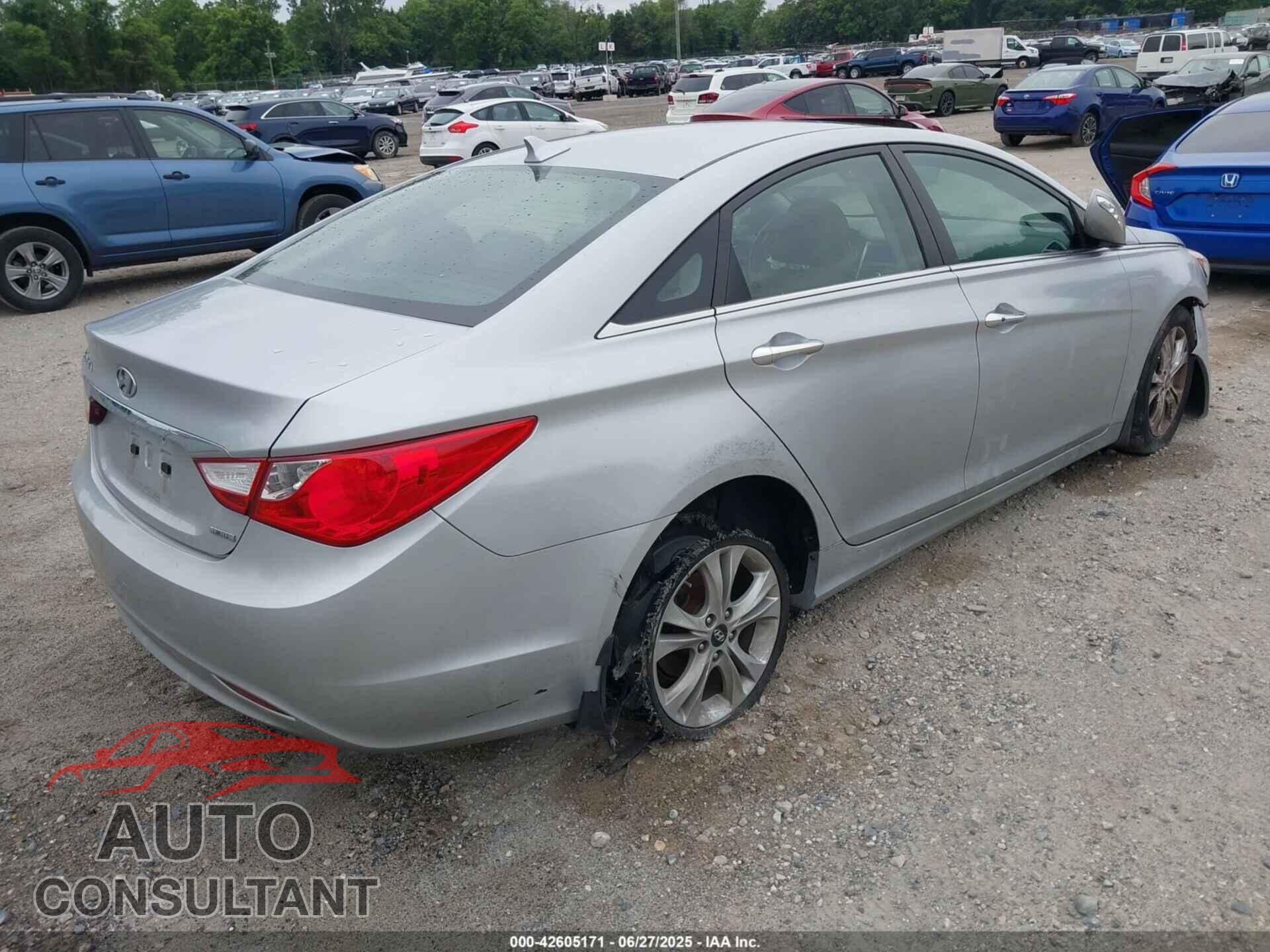 HYUNDAI SONATA 2011 - 5NPEC4AC6BH085686