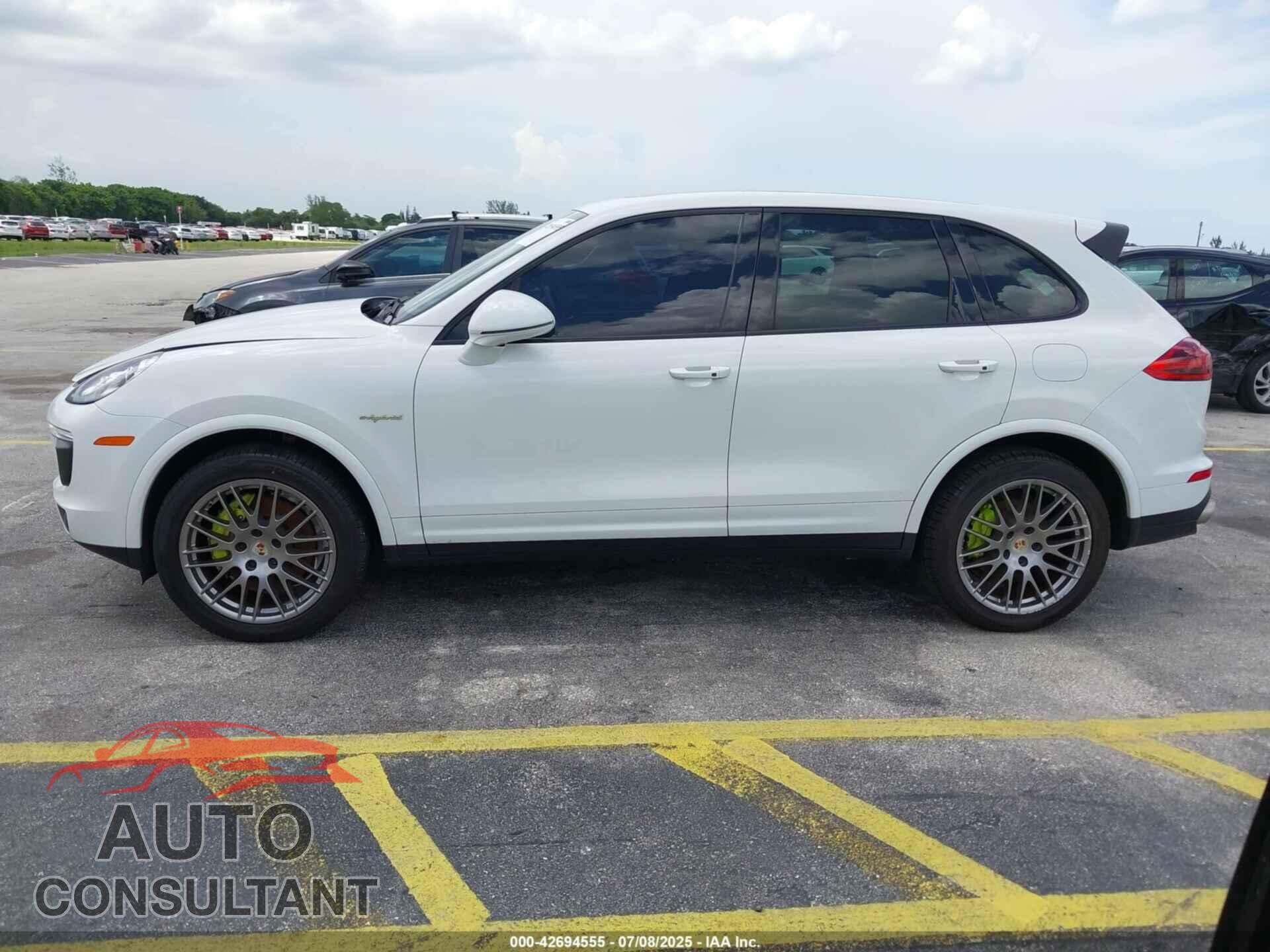 PORSCHE CAYENNE E-HYBRID 2016 - WP1AE2A25GLA63698