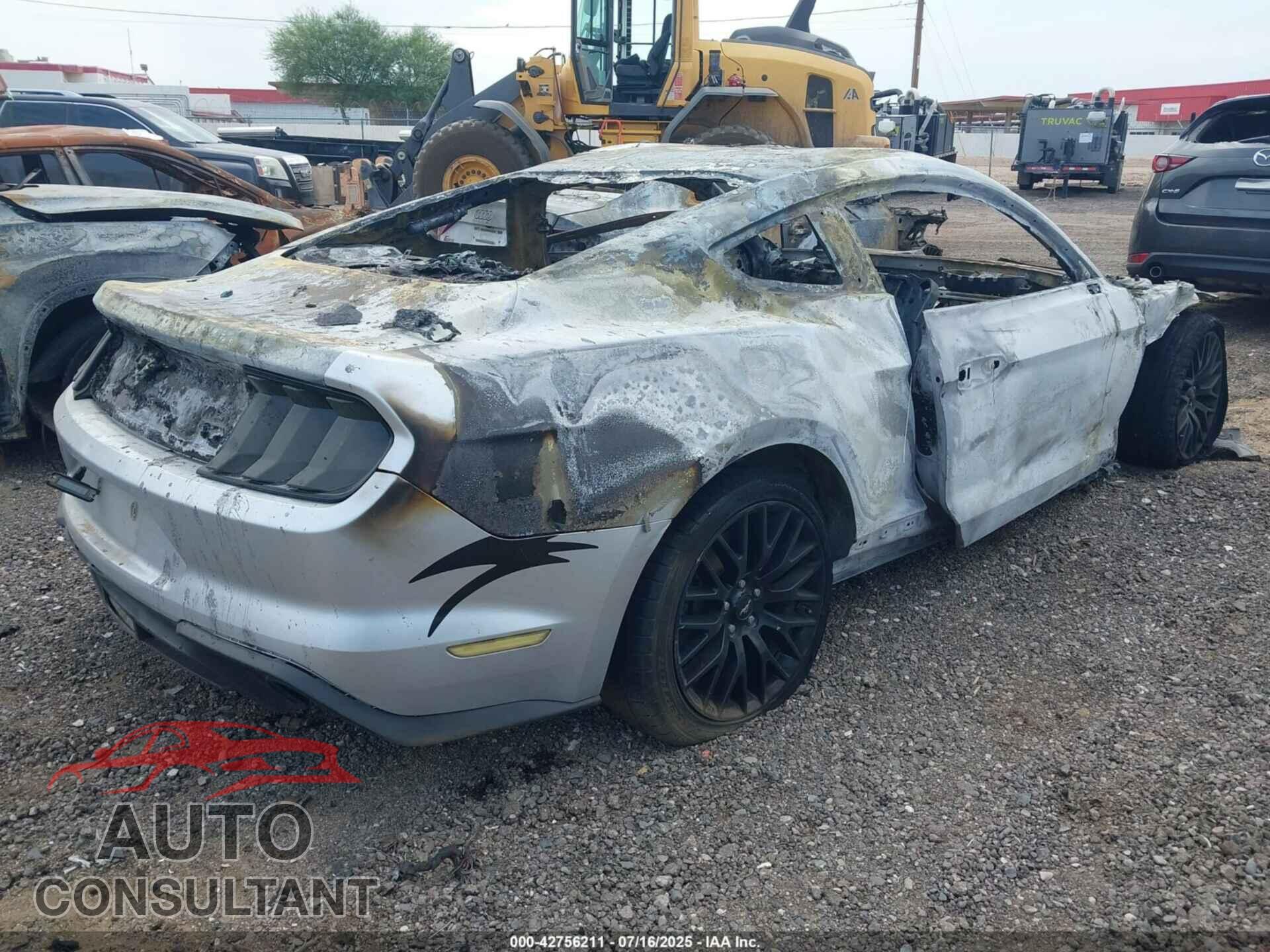 FORD MUSTANG 2018 - 1FA6P8TH4J5114289