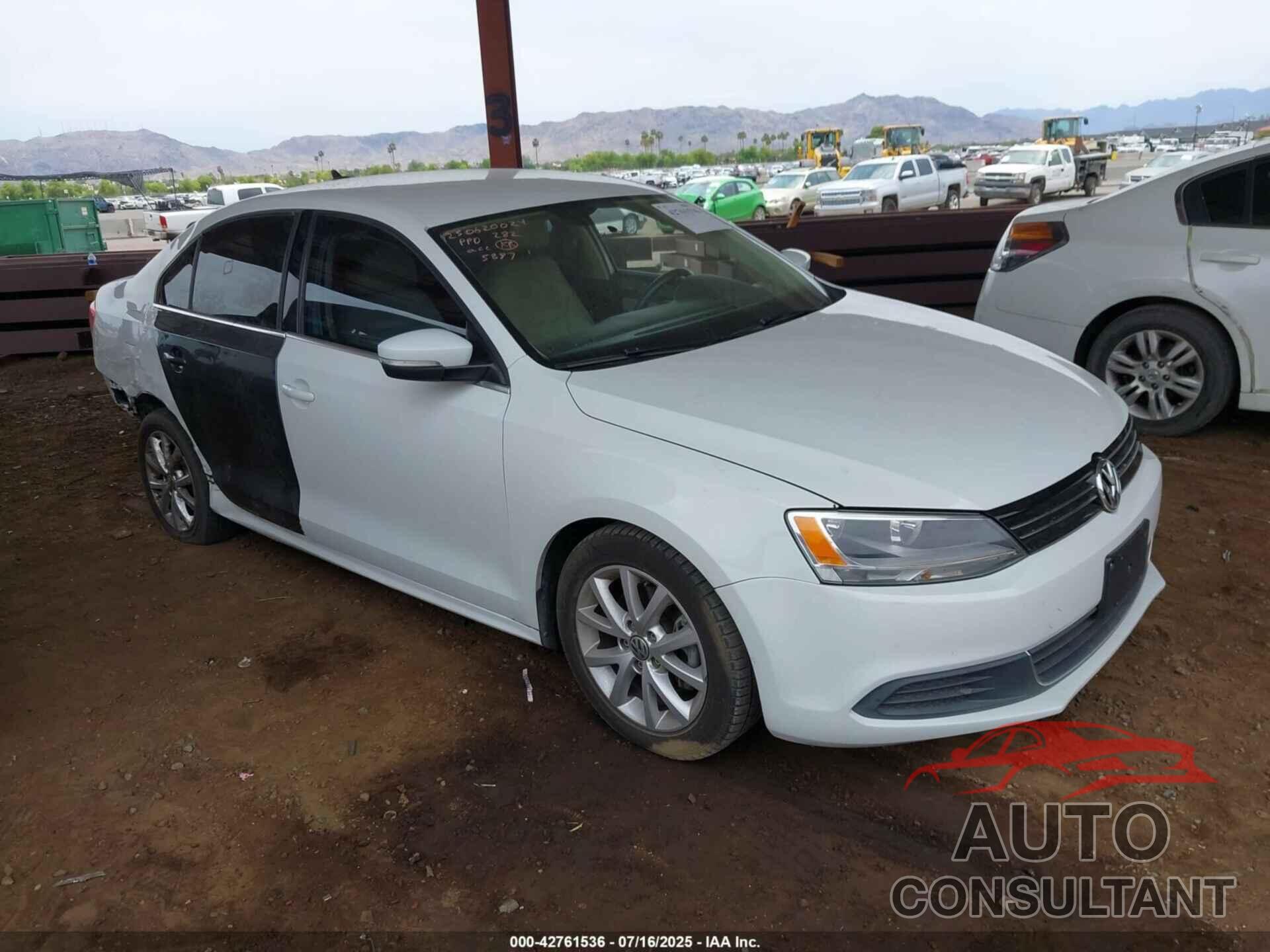 VOLKSWAGEN JETTA 2014 - 3VWD17AJ2EM315897