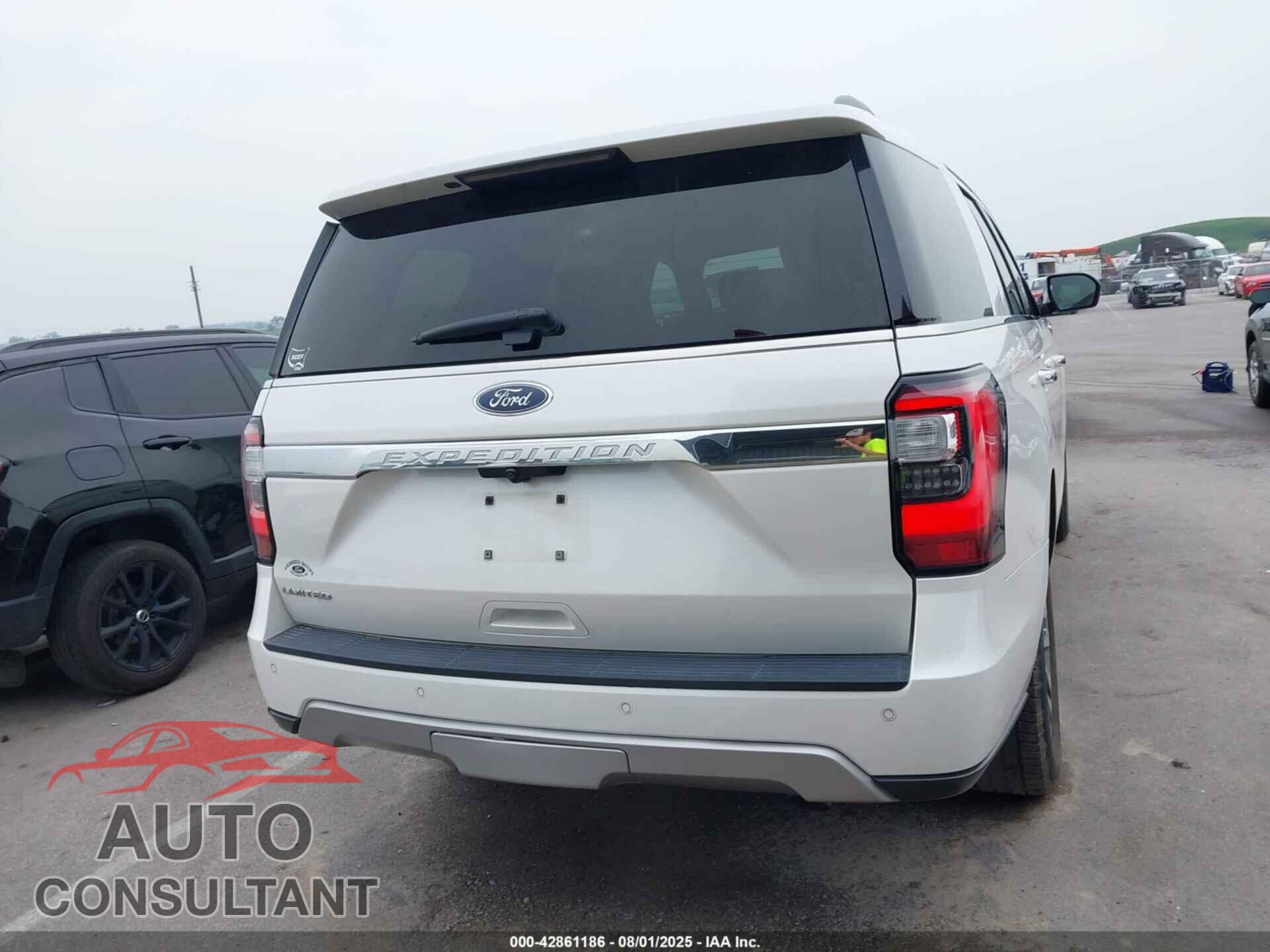 FORD EXPEDITION 2018 - 1FMJU2AT7JEA71113