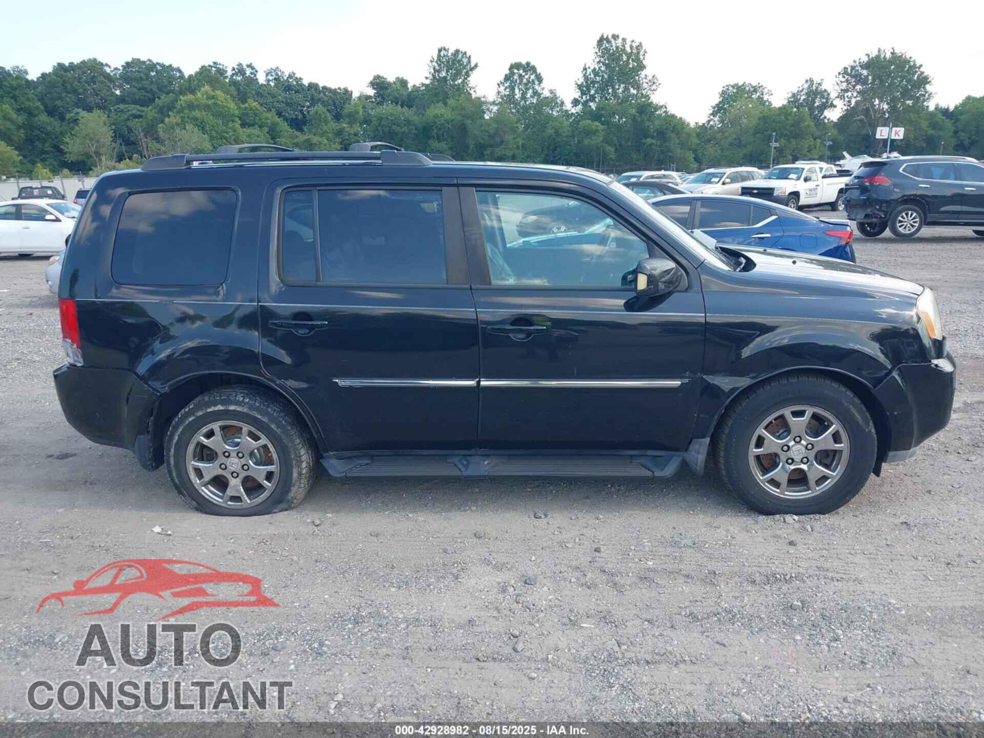 HONDA PILOT 2010 - 5FNYF4H84AB036358