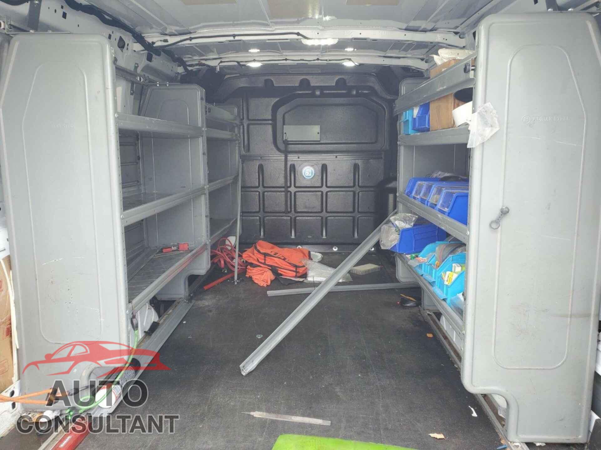 FORD TRANSIT 2018 - 1FTYR1YG9JKB52090