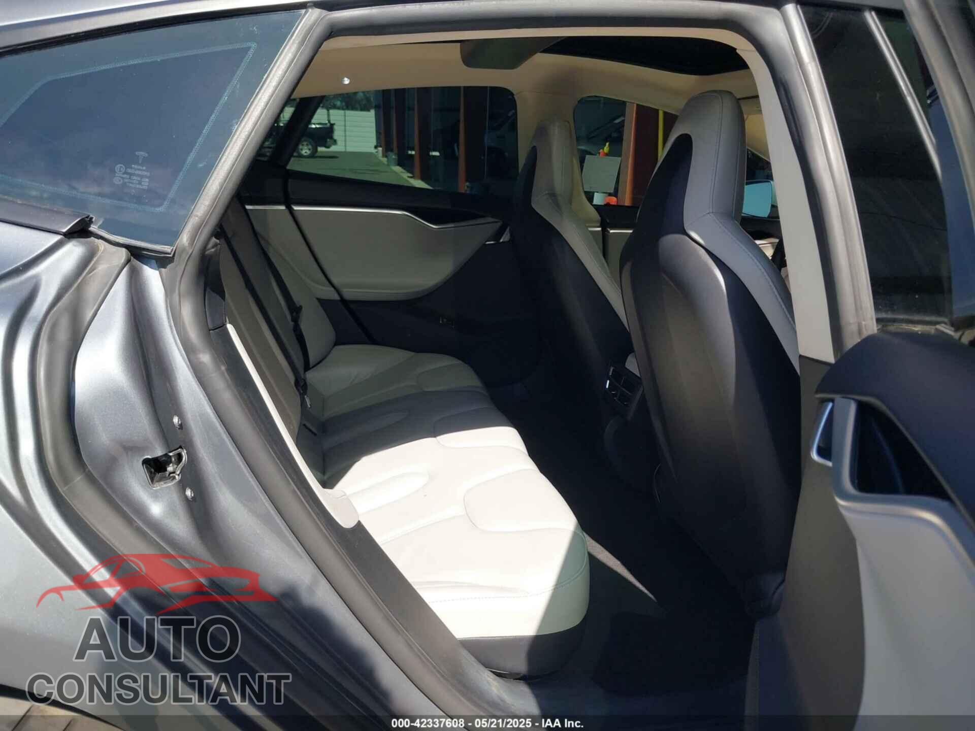 TESLA MODEL S 2013 - 5YJSA1AG9DFP08729