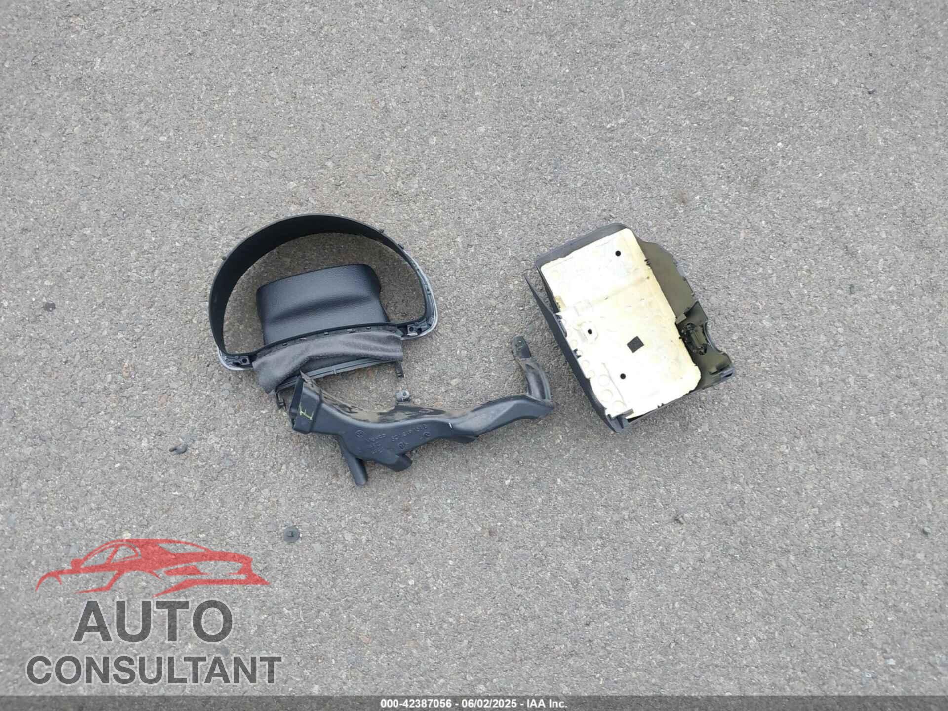 VOLKSWAGEN BEETLE 2013 - 3VW7A7AT0DM813433