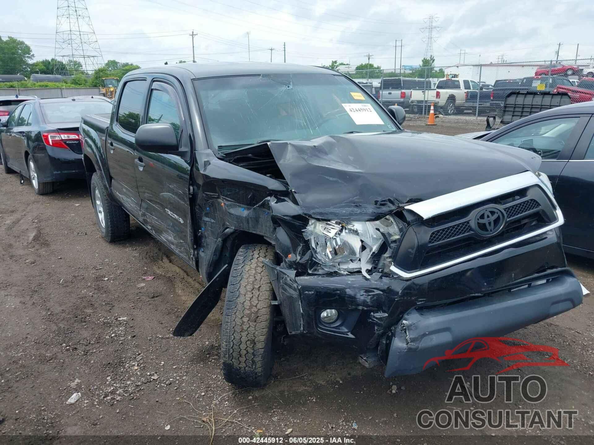 TOYOTA TACOMA 2015 - 3TMLU4EN1FM203143