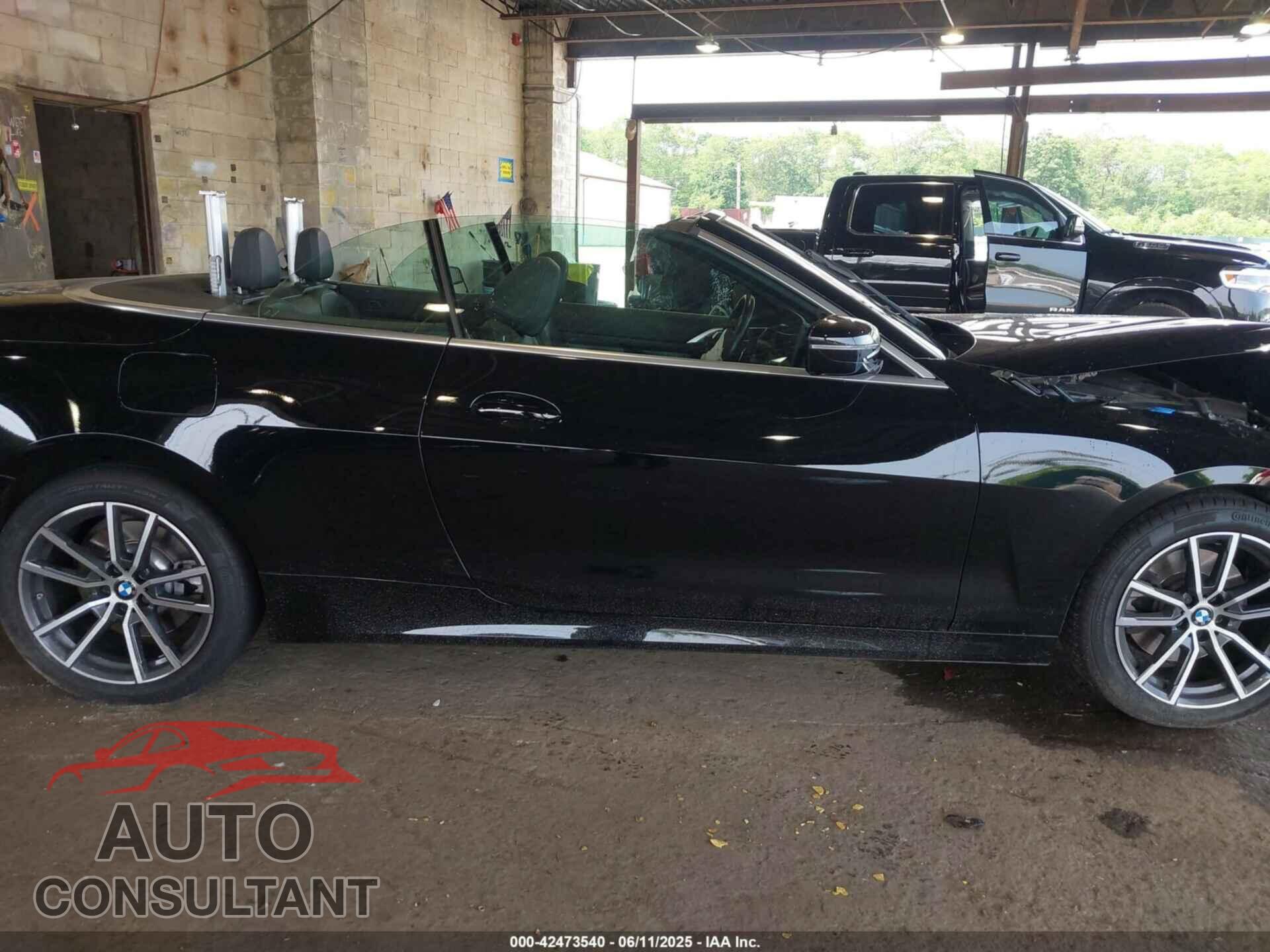 BMW 4 SERIES 2024 - WBA43AT03RCP19391