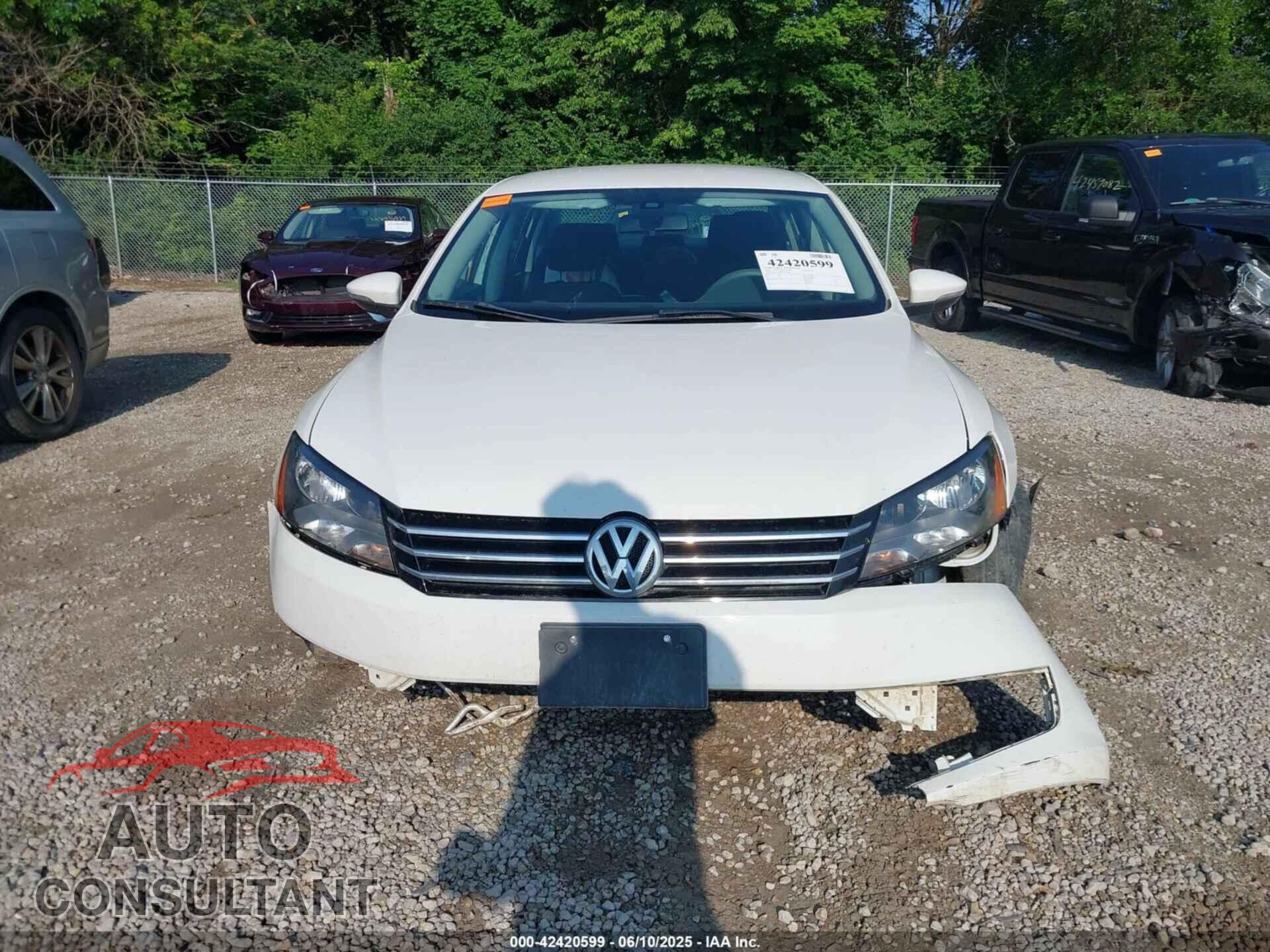 VOLKSWAGEN PASSAT 2012 - 1VWAP7A38CC053708