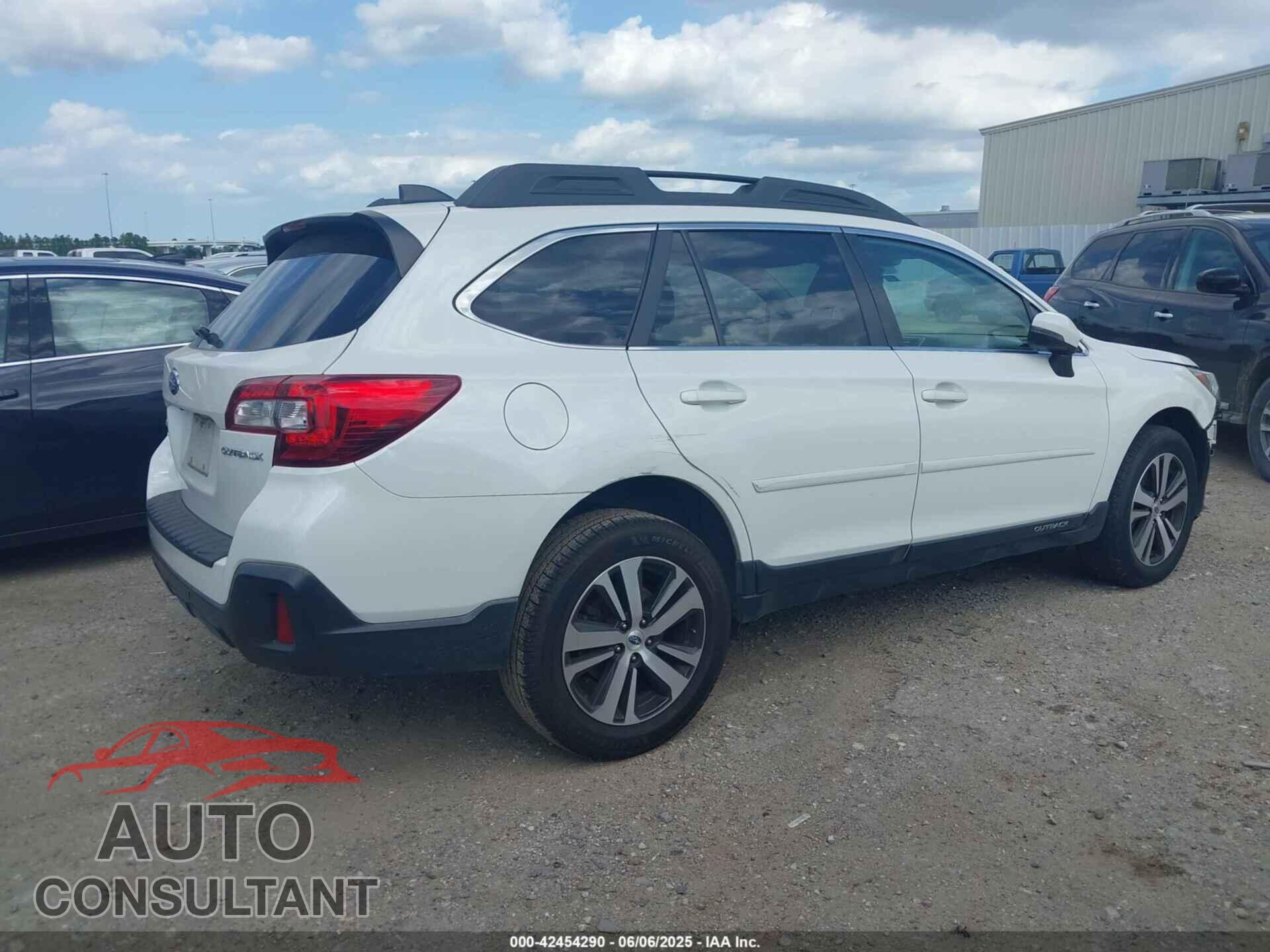 SUBARU OUTBACK 2019 - 4S4BSANC9K3218141
