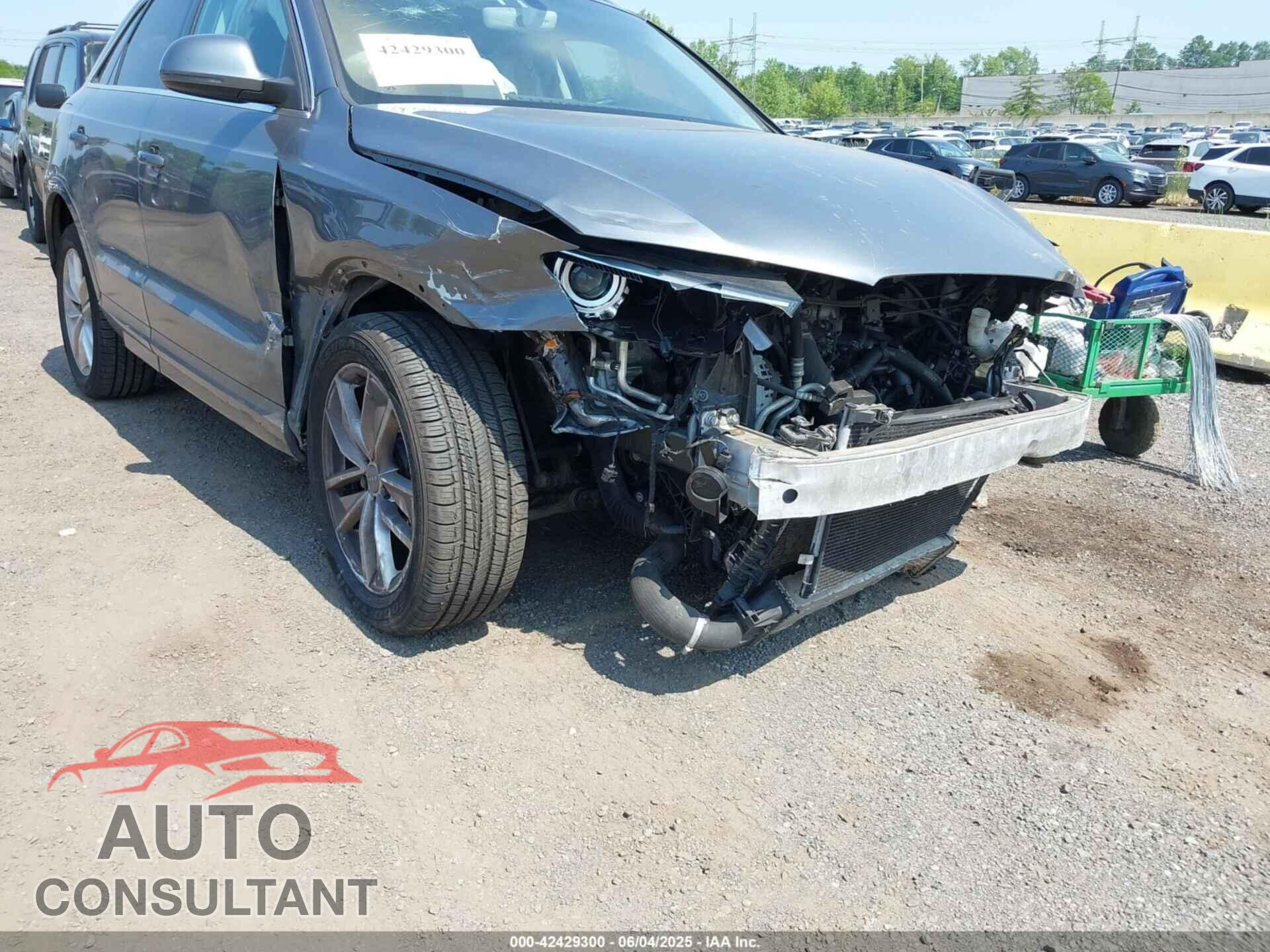 AUDI Q3 2016 - WA1EFCFS1GR016674