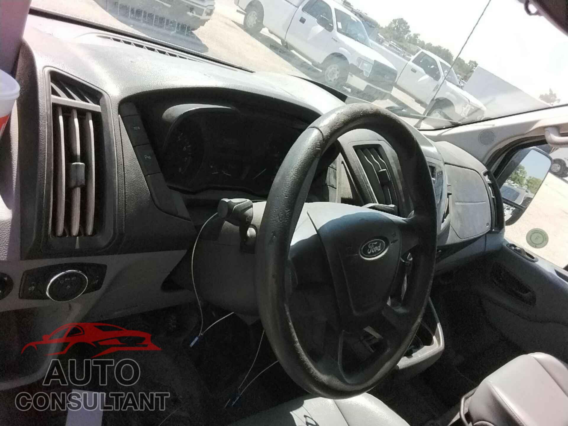 FORD TRANSIT-150 2016 - 1FTYE1YM0GKB48939