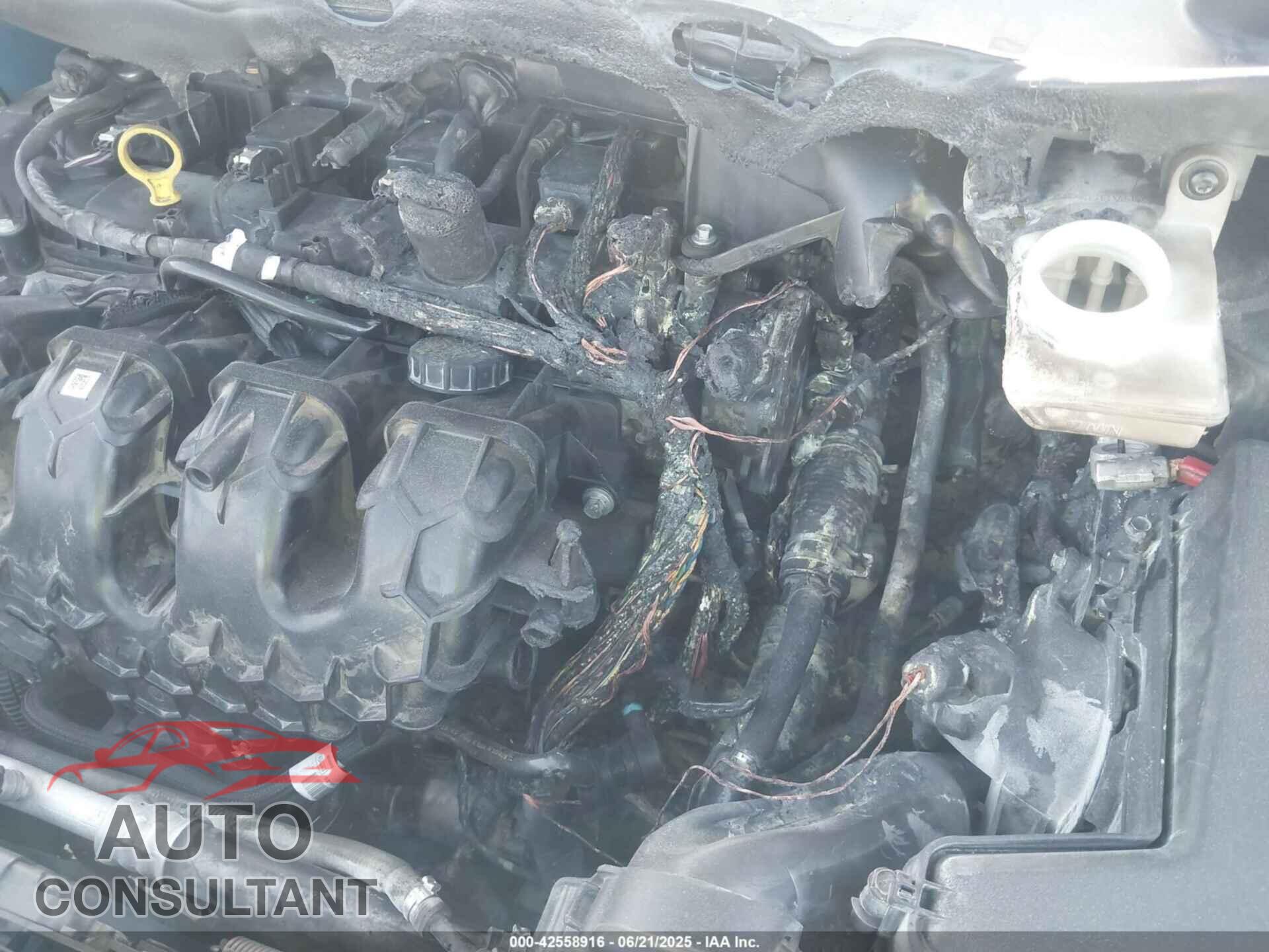 FORD ESCAPE 2017 - 1FMCU9J95HUB52889