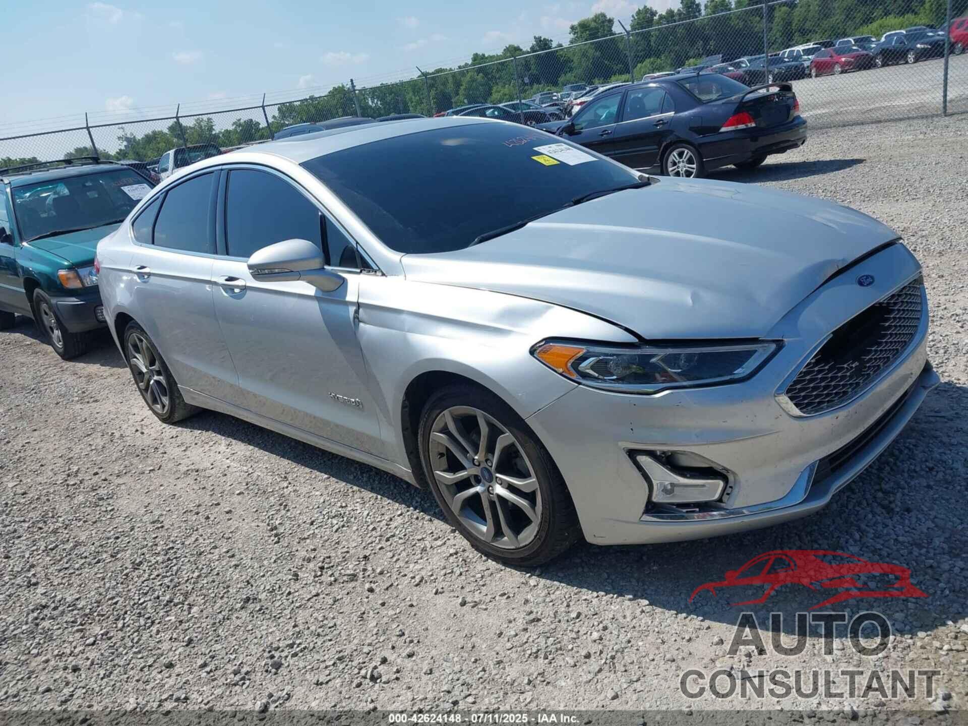 FORD FUSION HYBRID 2019 - 3FA6P0RU7KR138171