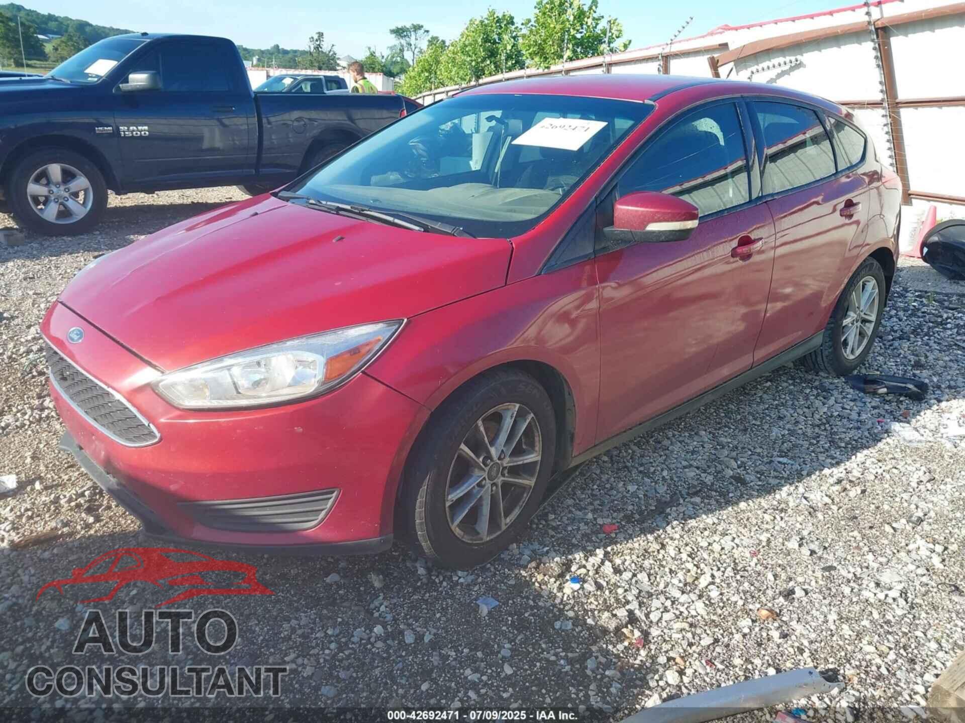 FORD FOCUS 2017 - 1FADP3K27HL205392