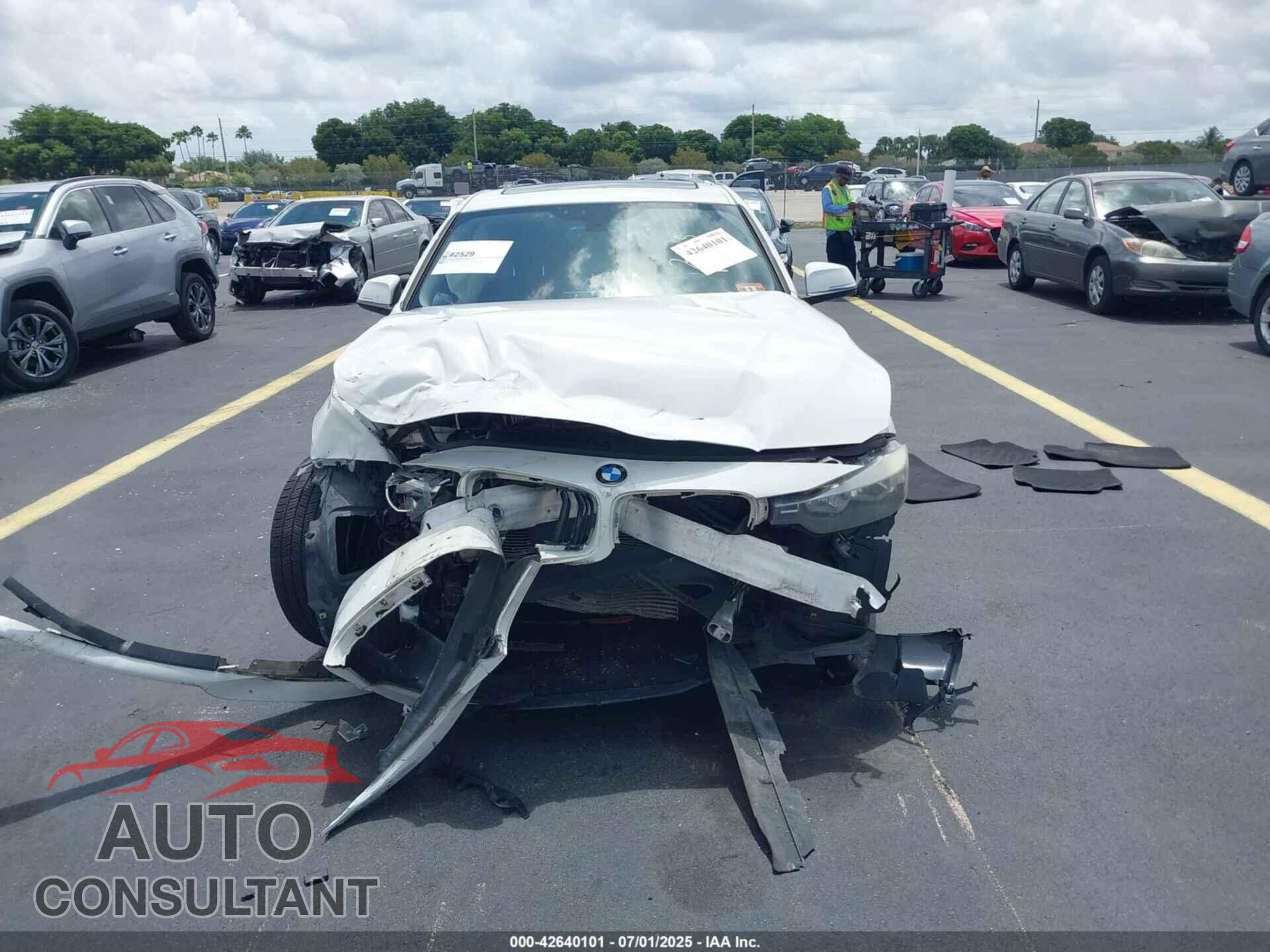 BMW 328I 2013 - WBA3B5C54DF597262