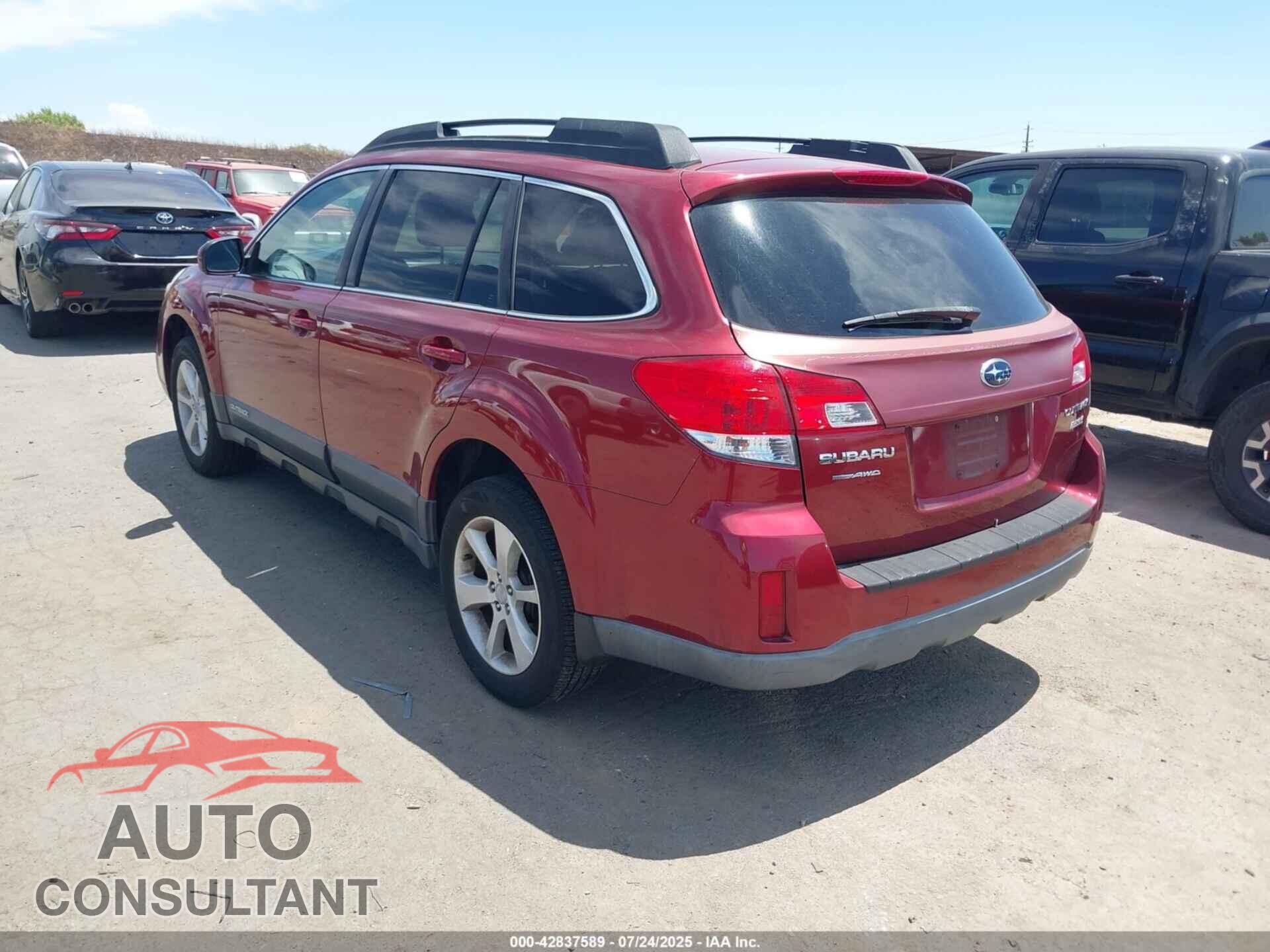 SUBARU OUTBACK 2013 - 4S4BRBCCXD3324718